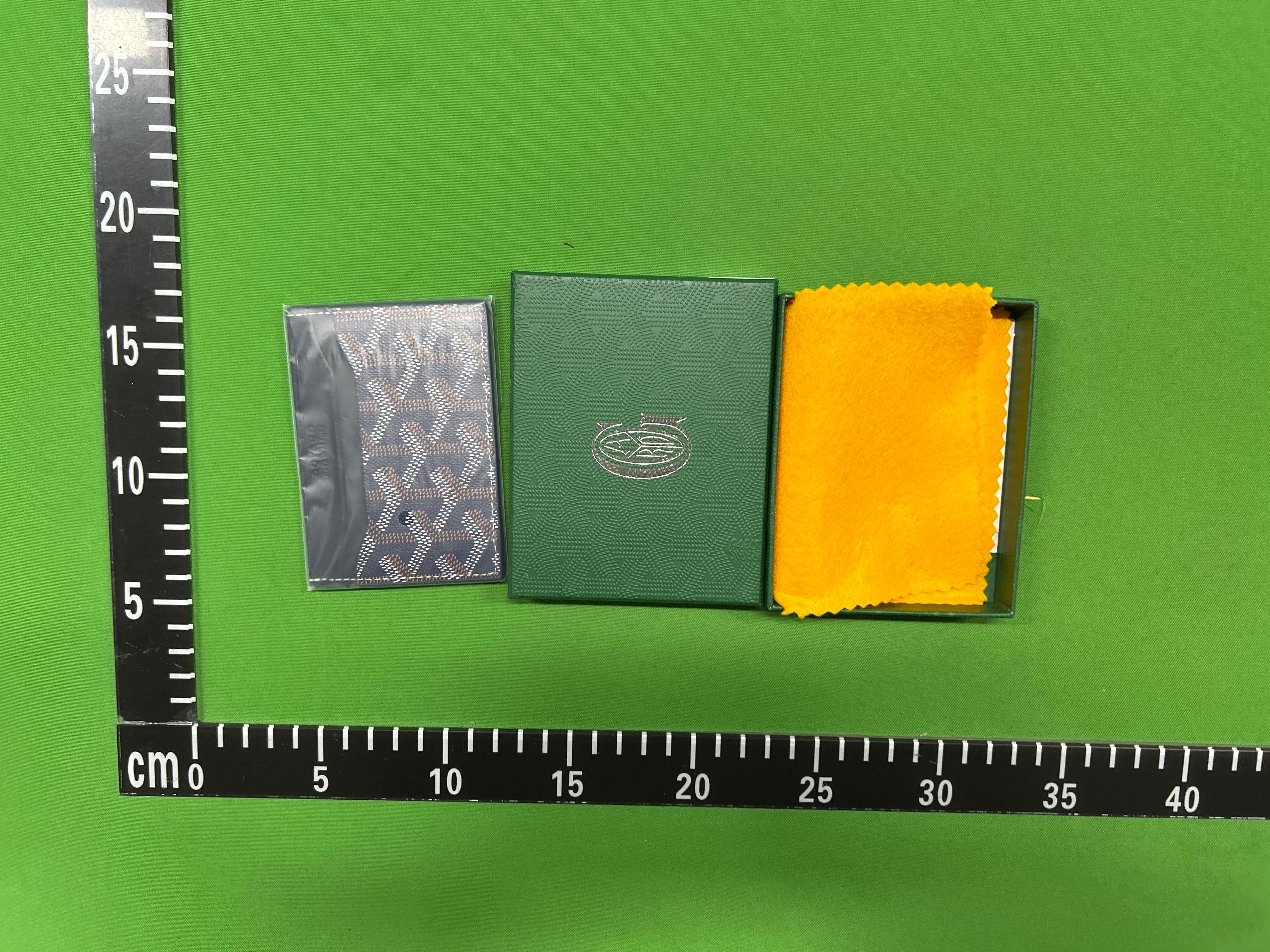 Foto QC 4 de Goyard Bifold Wallet Goyardine Canvas Green