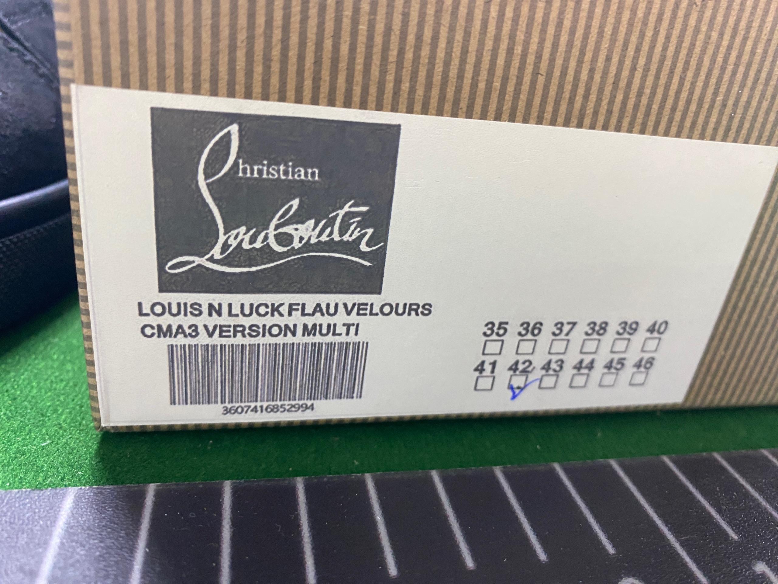 Foto QC 5 de Christian Louboutin Louis Junior Grained Leather Low Top Black