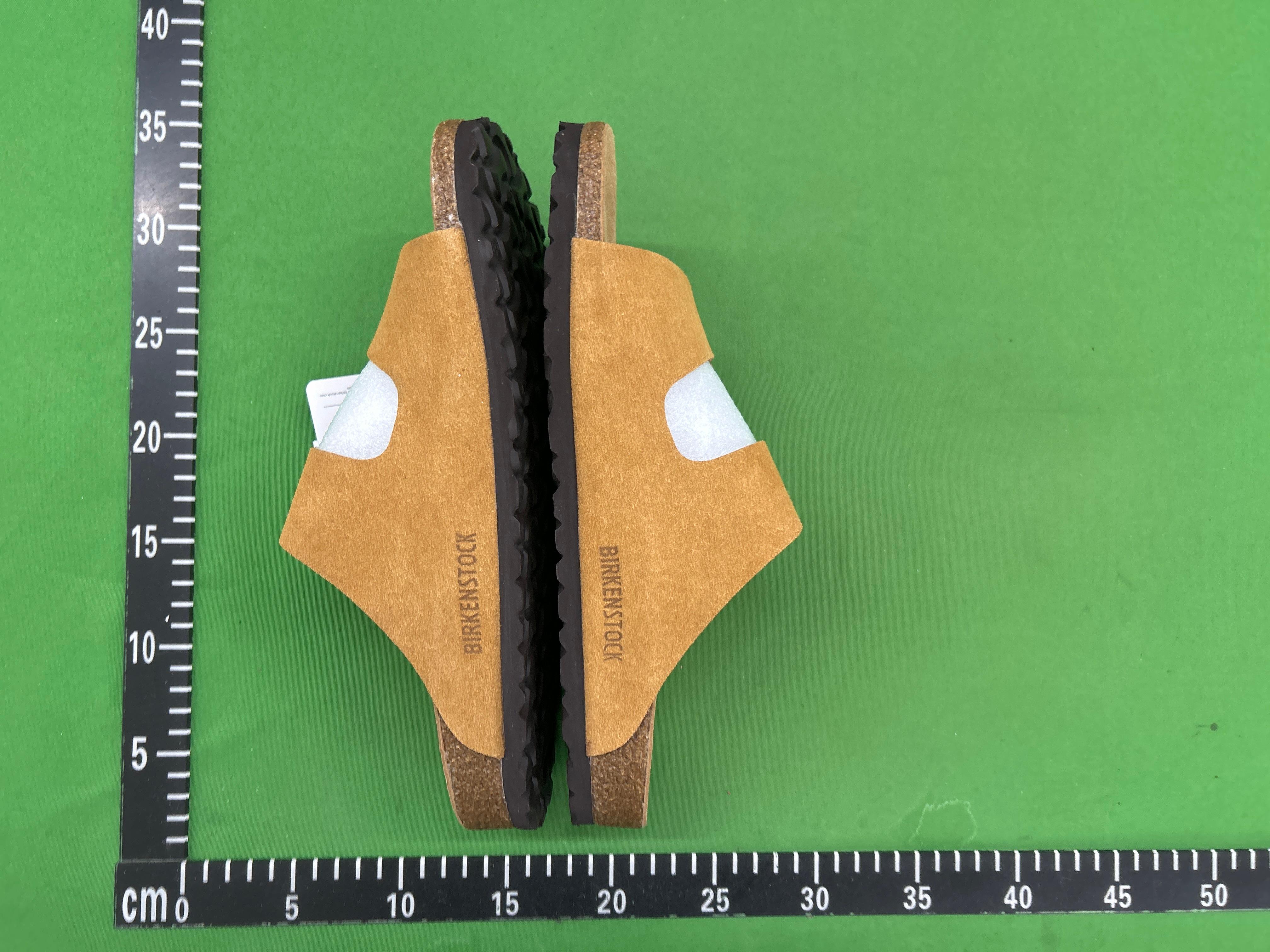 Foto QC 7 de Birkenstock Arizona Suede Taupe