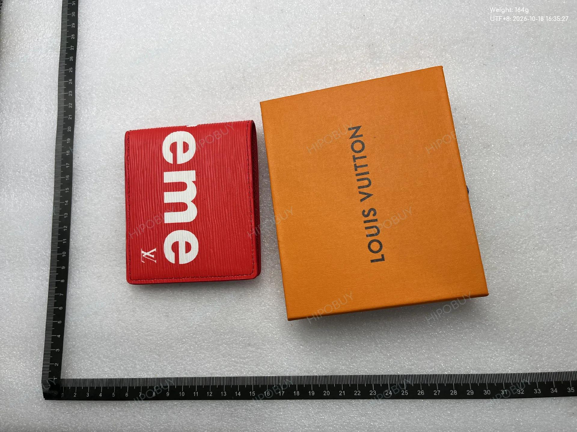 Foto QC 3 de Louis Vuitton x Supreme Slender Wallet Epi Leather Red