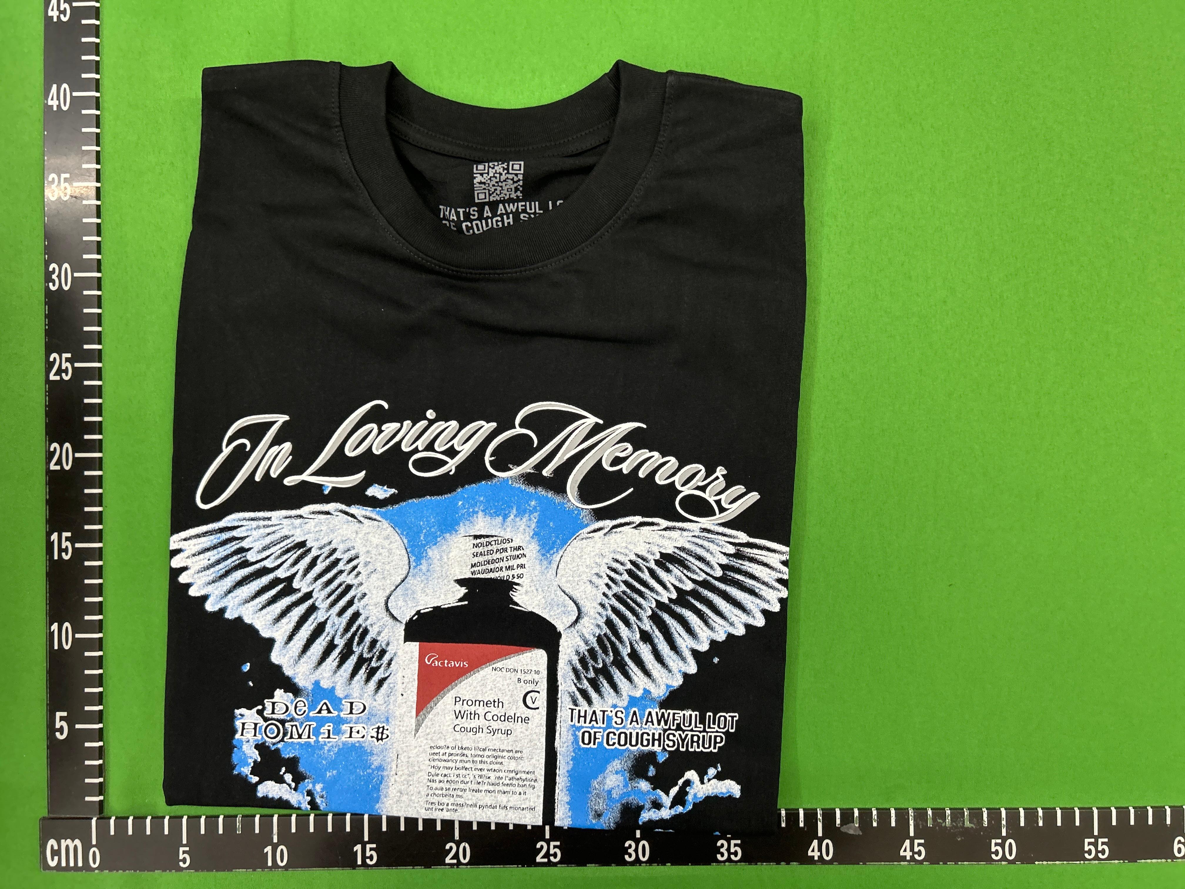 Foto QC 5 de That's A Awful Lot Of Cough Syrup Los Angeles Portrait T-shirt Black