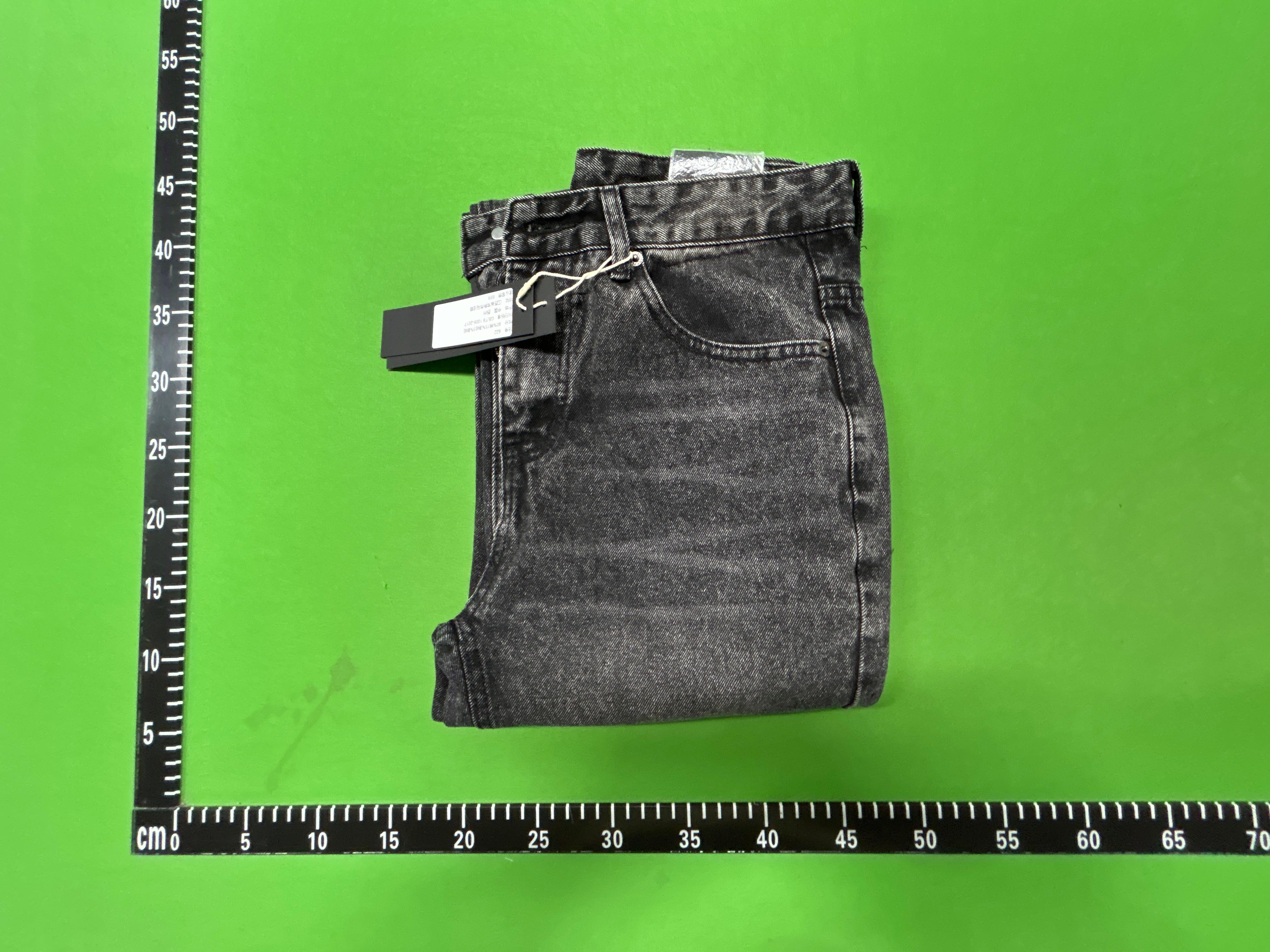 Foto QC 2 de Balenciaga Lost Tape Jeans Flared Distressed Washed Black