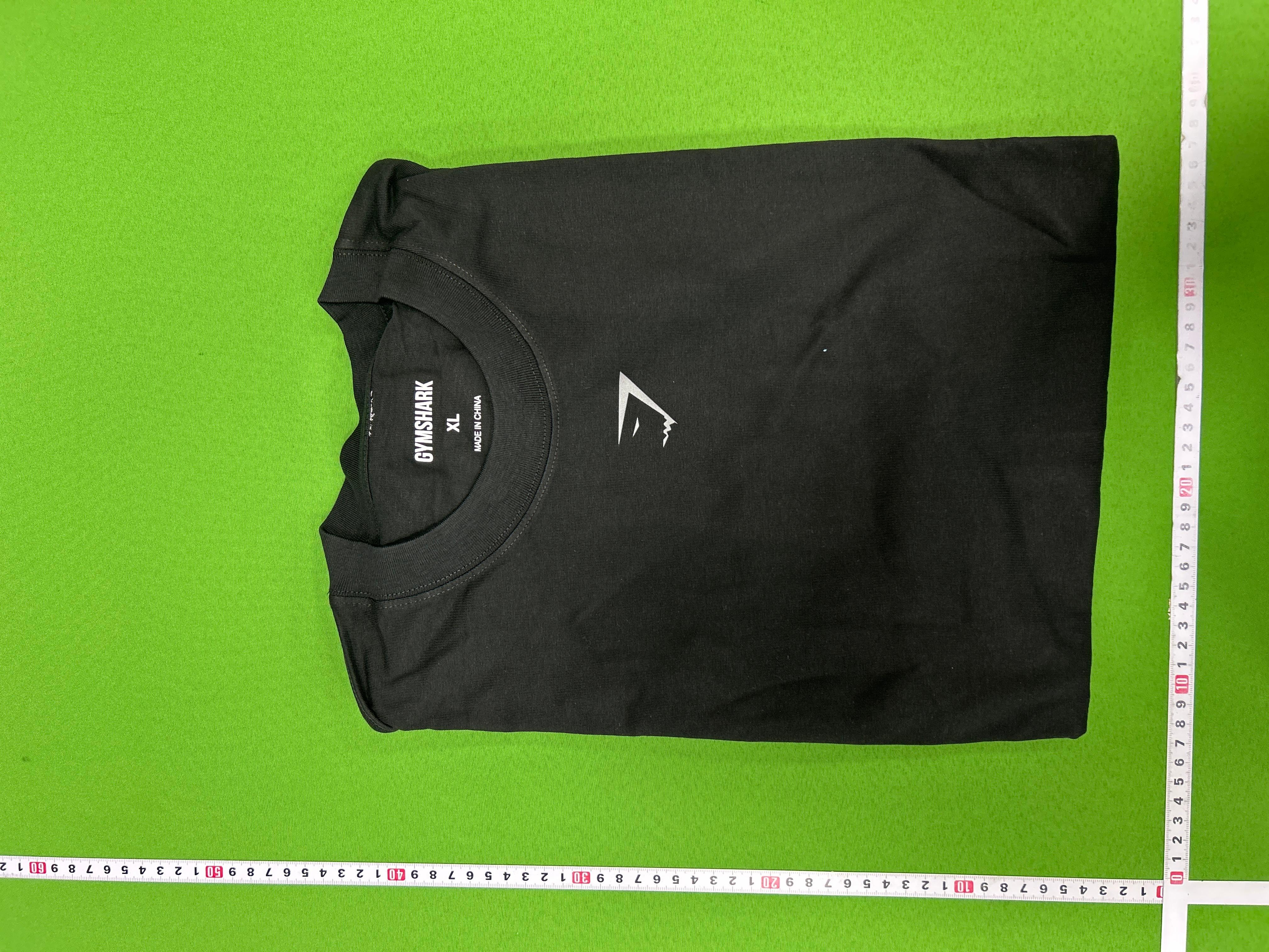 Foto QC 1 de Gymshark T-shirt Arched Logo Black
