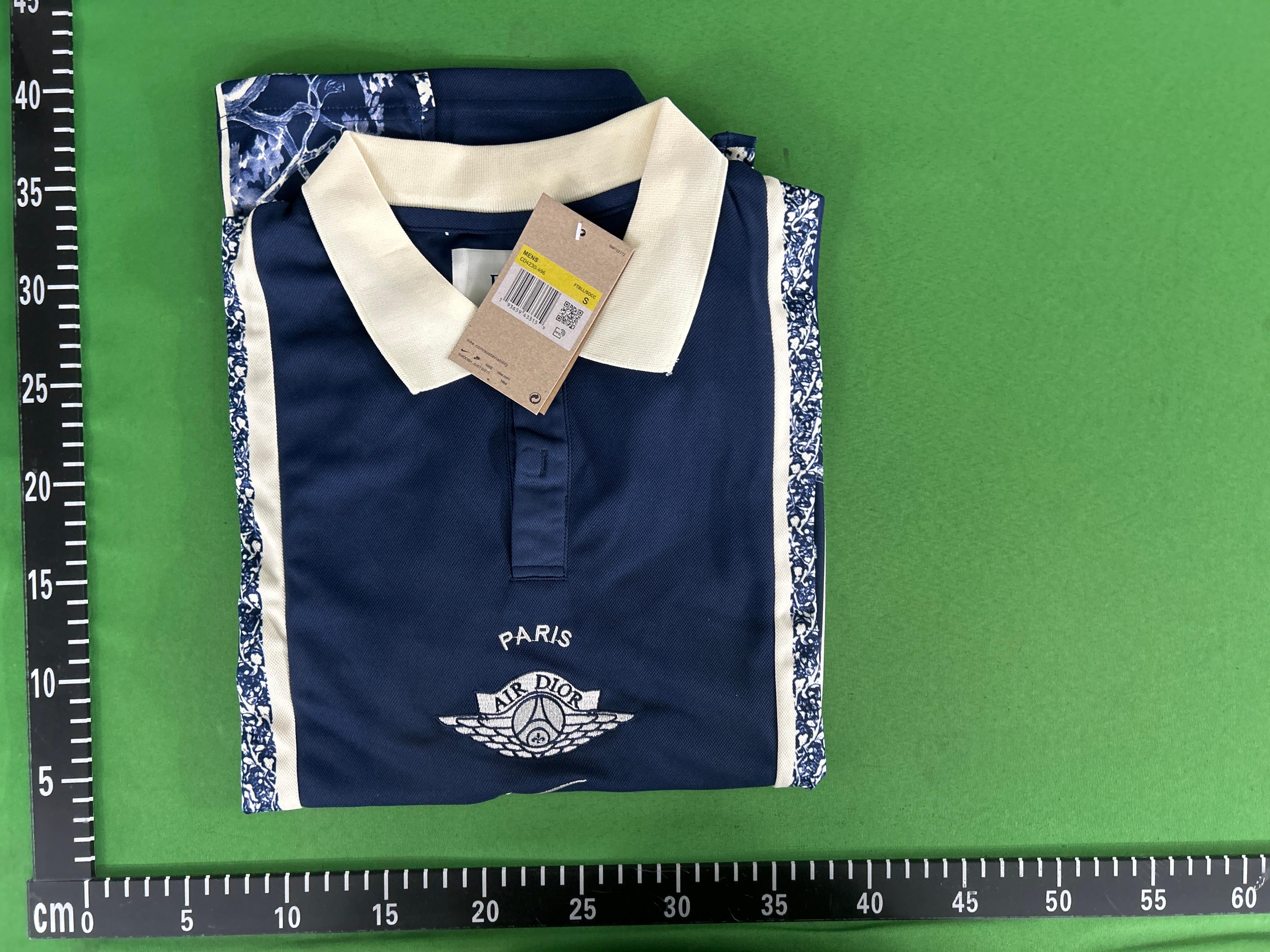 Foto QC 5 de Dior x Nike Jordan Shirt Toile de Jouy Paris Navy Cream