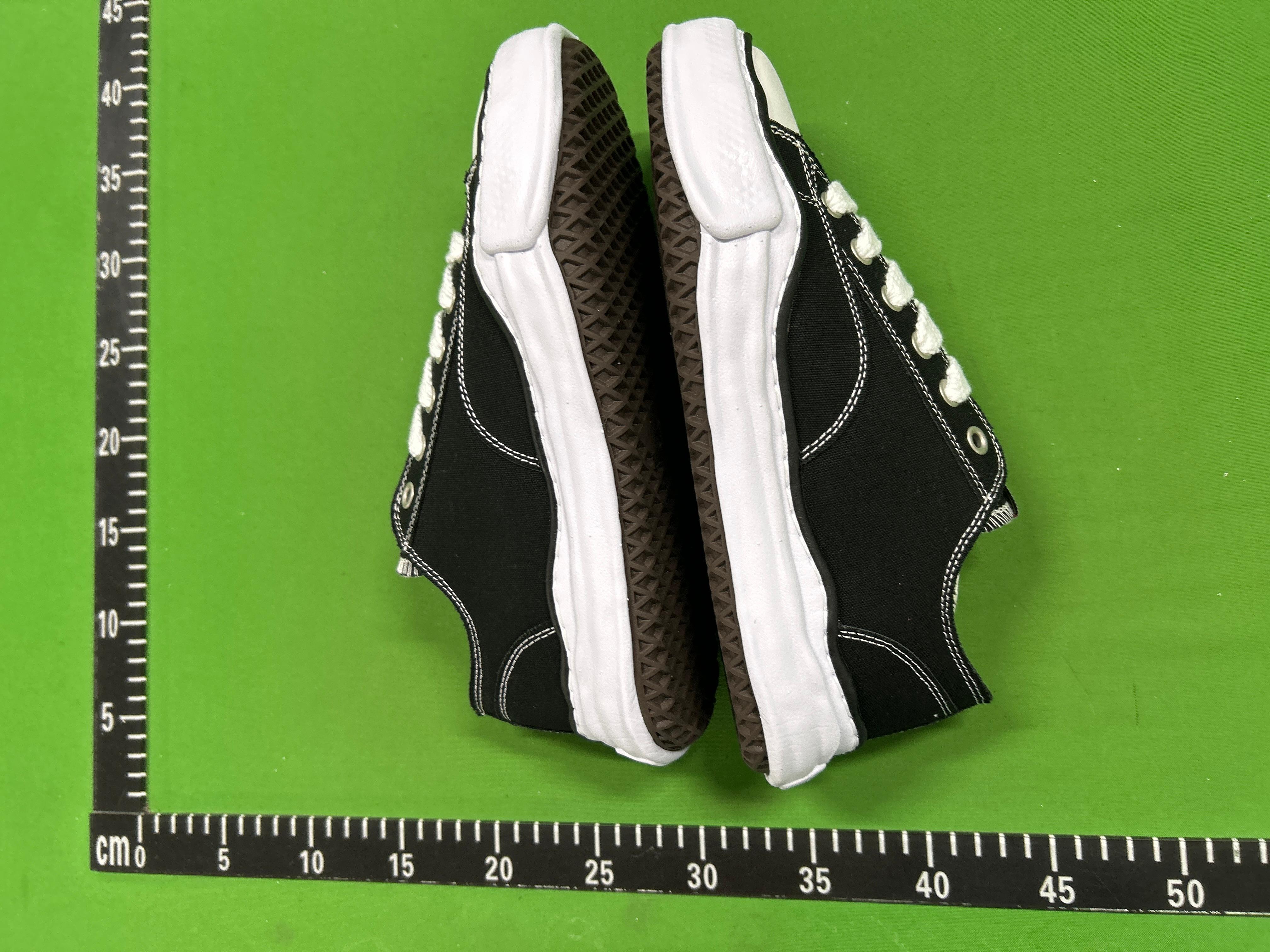 Foto QC 5 de Maison Mihara Yasuhiro Peterson OG Sole Low White A01FW702