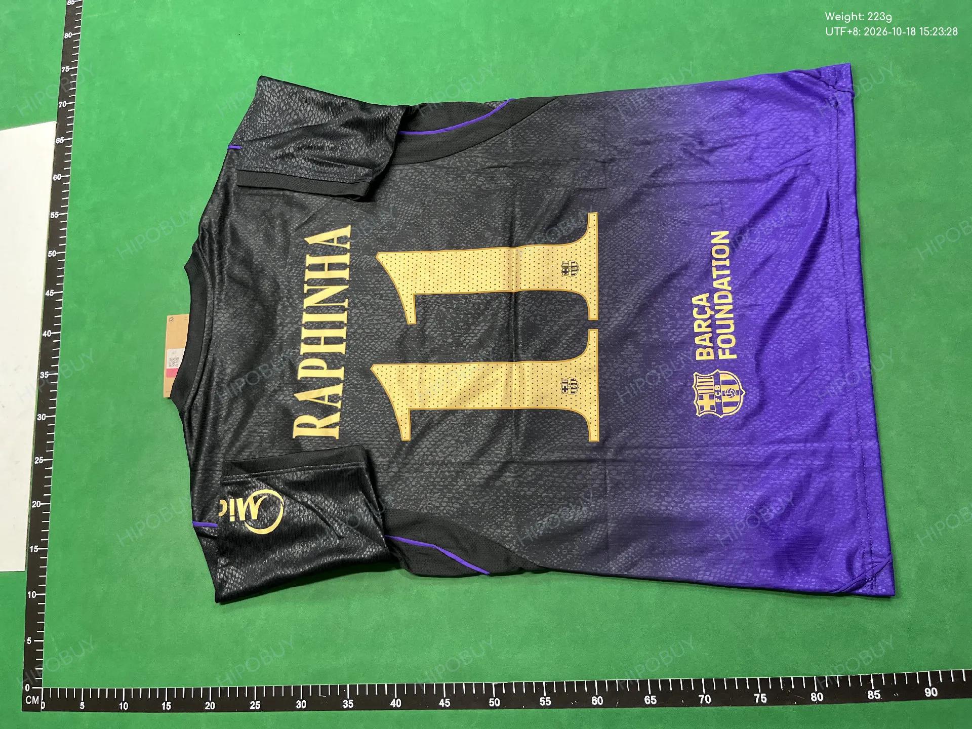 Foto QC 3 de Kobe Bryant x Nike x FC Barcelona 2026/27 Away Jersey Field Purple/Metallic Gold