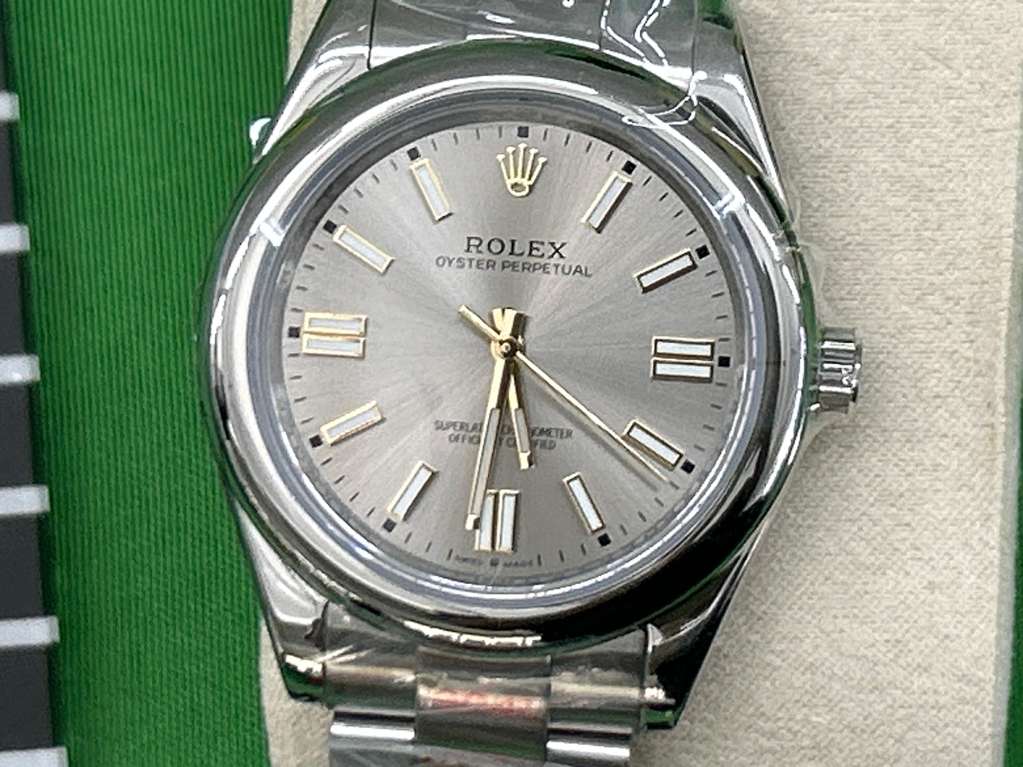 Foto QC 5 de Rolex Oyster Perpetual 126000