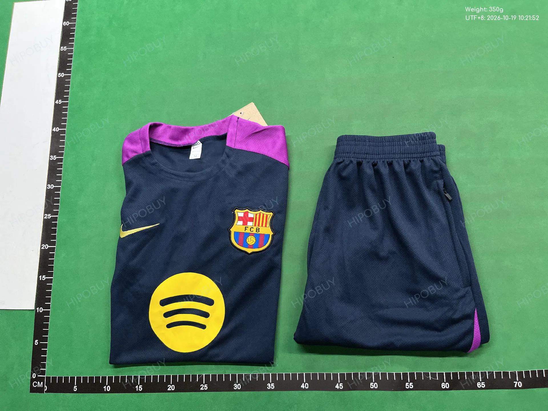 Foto QC 4 de Nike x Paris Saint-Germain 2023/24 Pre-Match Training Jersey Pink