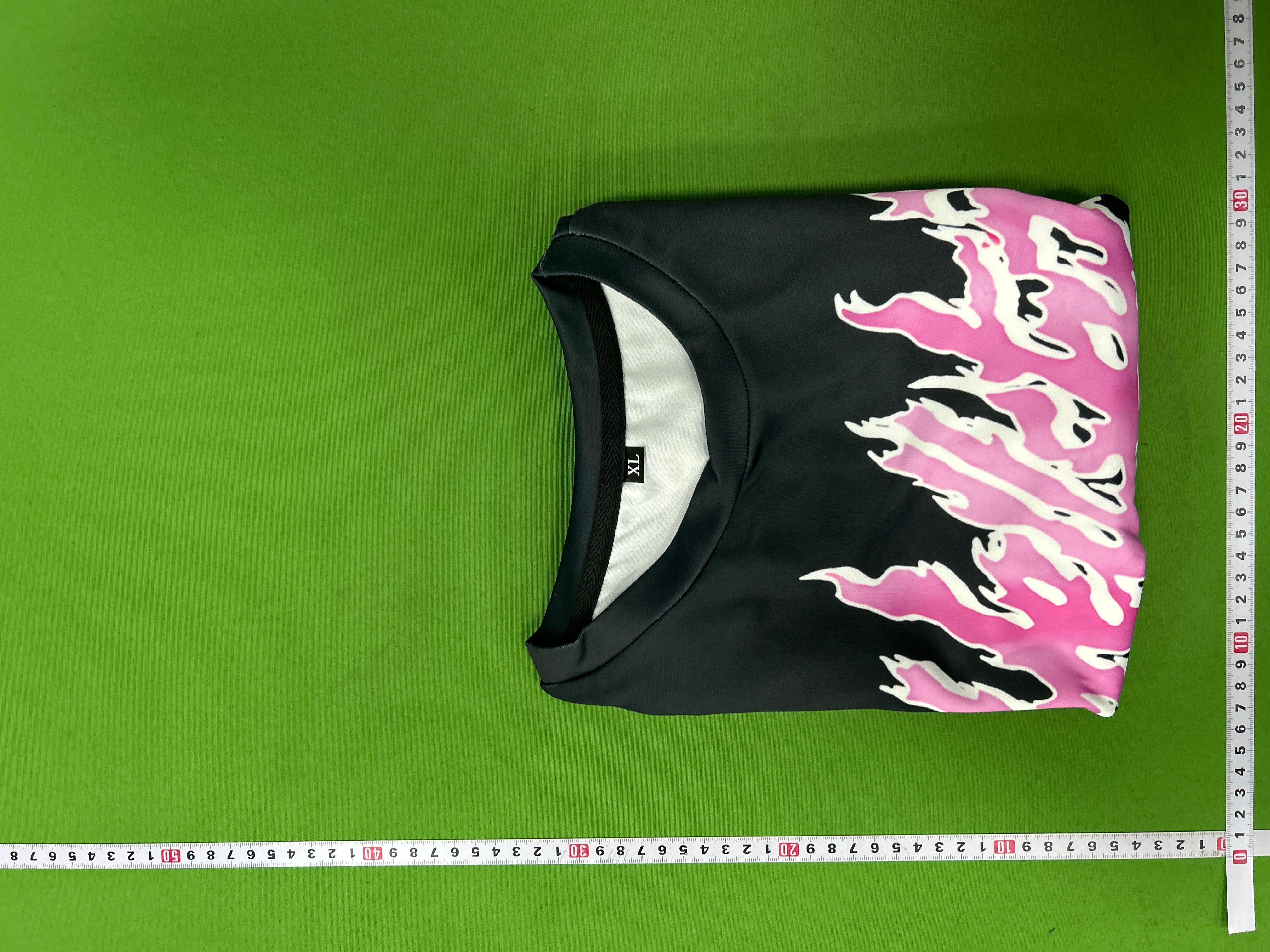 Foto QC 1 de Hellstar Not Of This Earth T-shirt Black