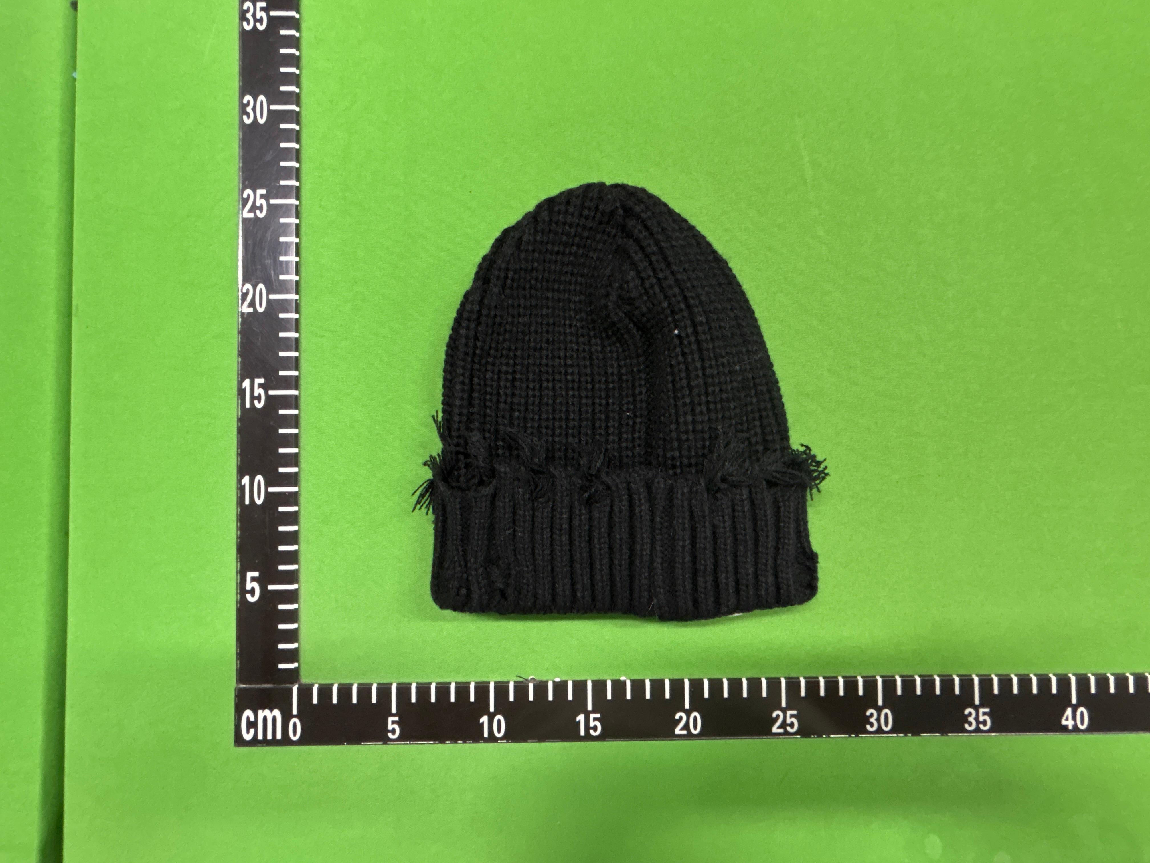Foto QC 6 de Chrome Hearts Plus Cross Studded Distressed Beanie Charcoal