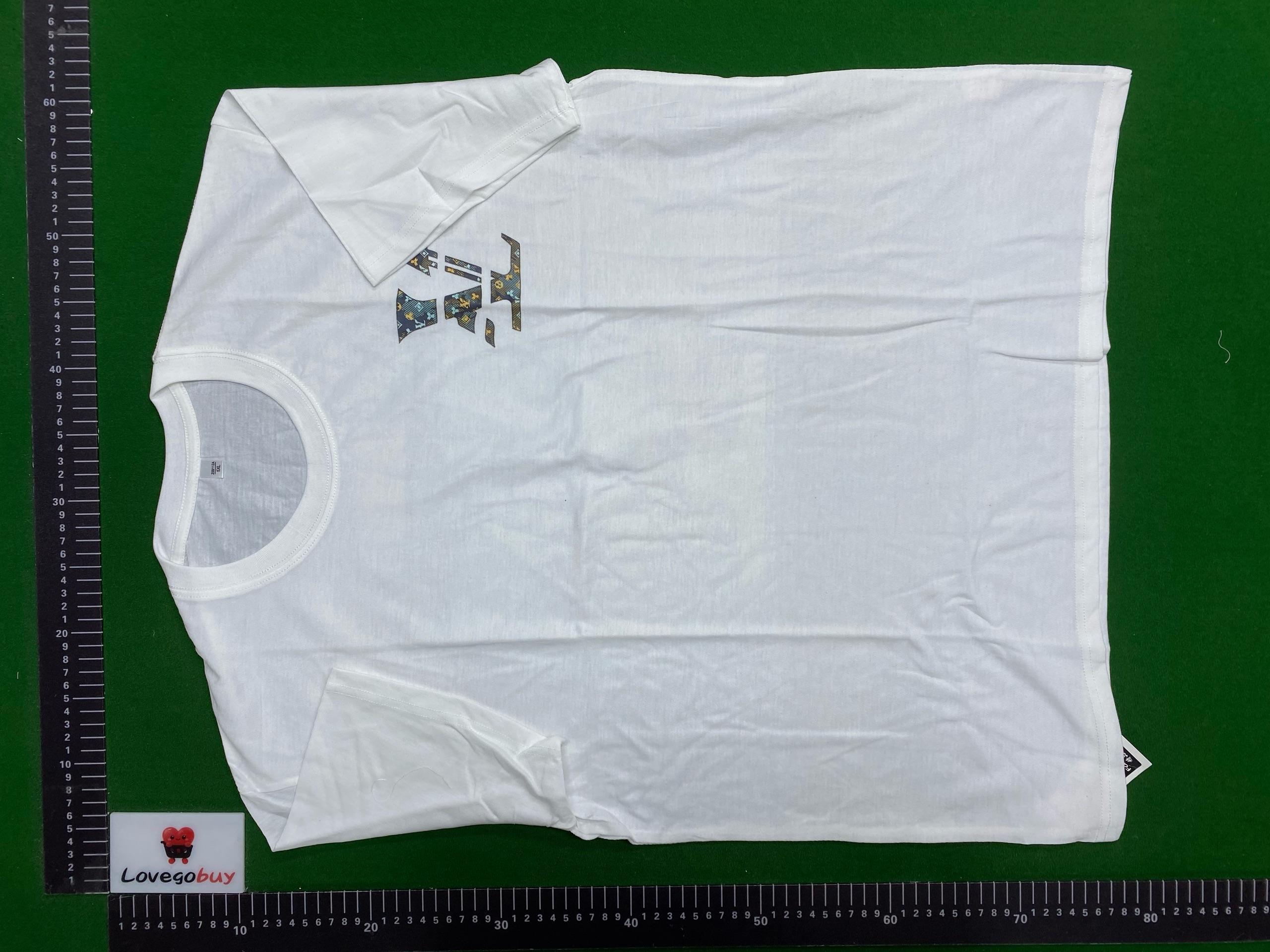 Foto QC 3 de Louis Vuitton T-shirt Monogram Logo White