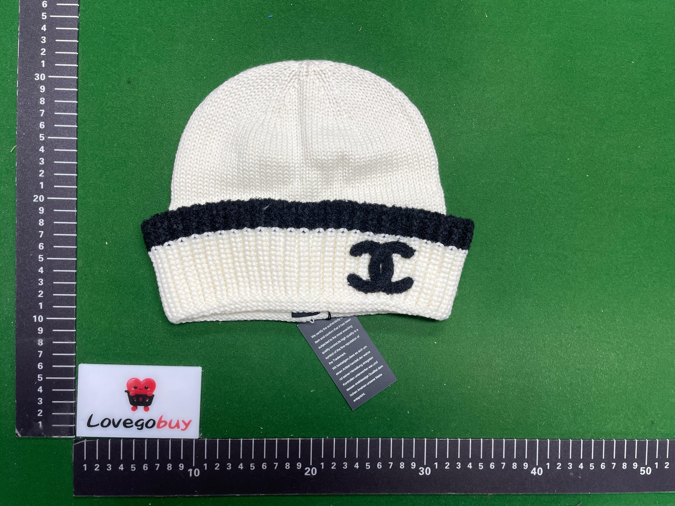Foto QC 6 de Unbranded Embroidered Ribbed Beanie Off-White