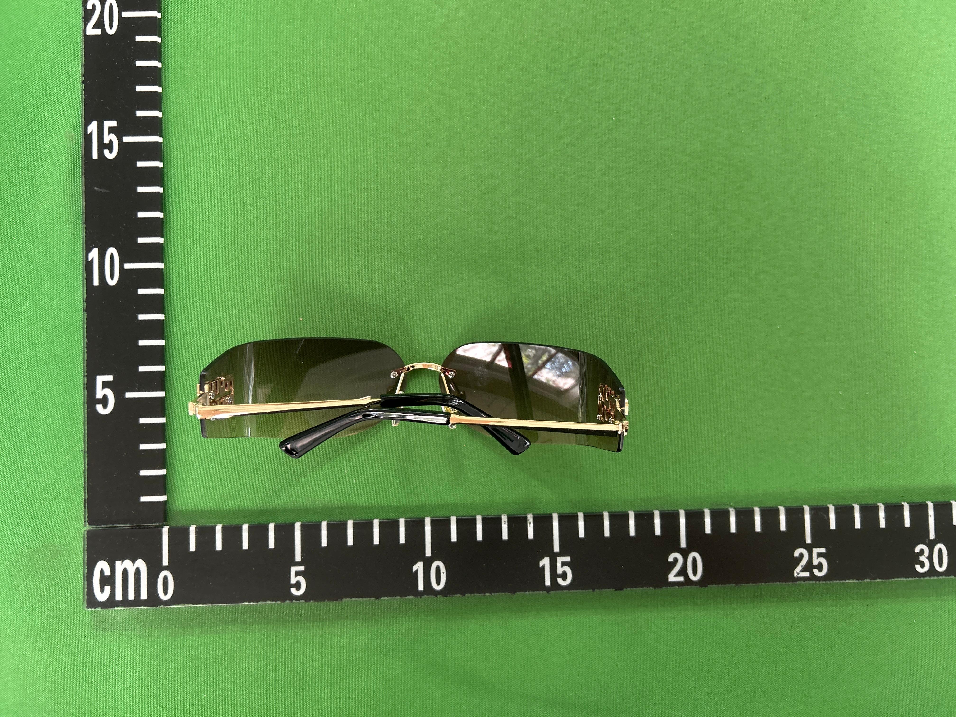 Foto QC 4 de Miu Miu Rimless Shield Metal Sunglasses Gold Gradient Brown (A51s)
