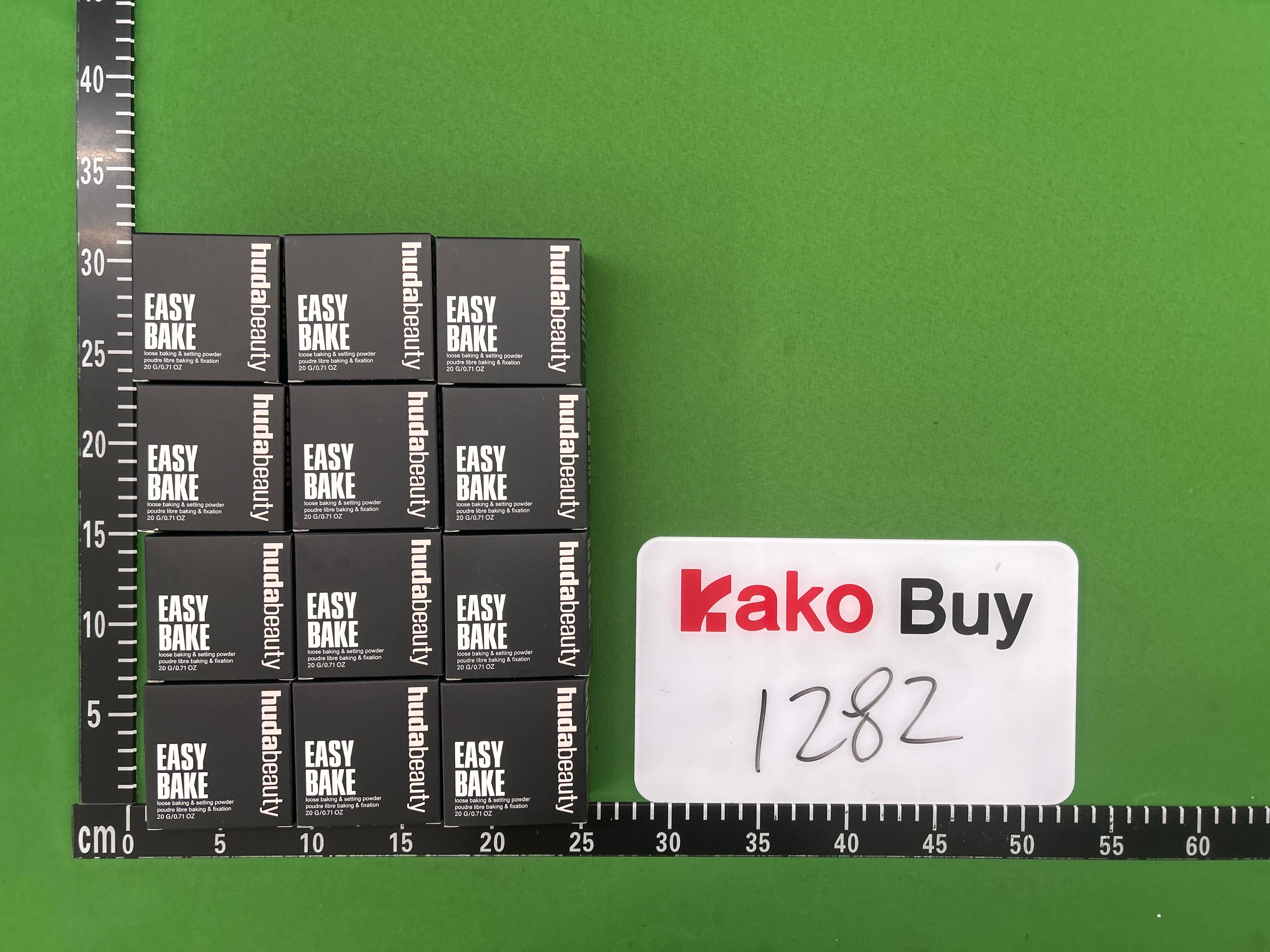 Foto QC 5 de Huda Beauty Easy Bake Loose Baking & Setting Powder Cherry Blossom