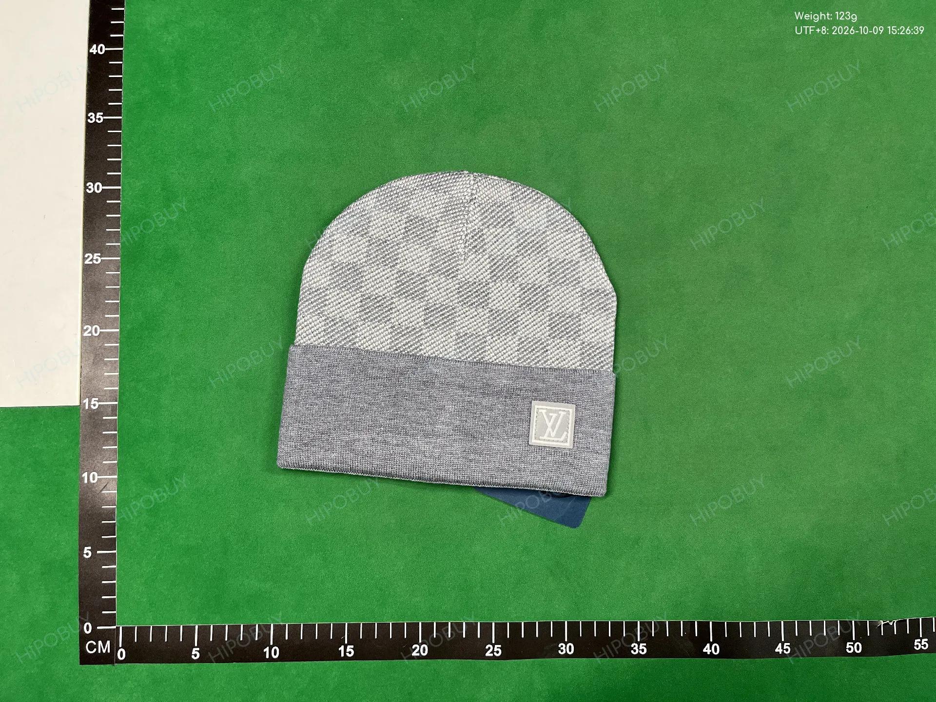 Foto QC 6 de Louis Vuitton Monogram Denim Bucket Hat Blue