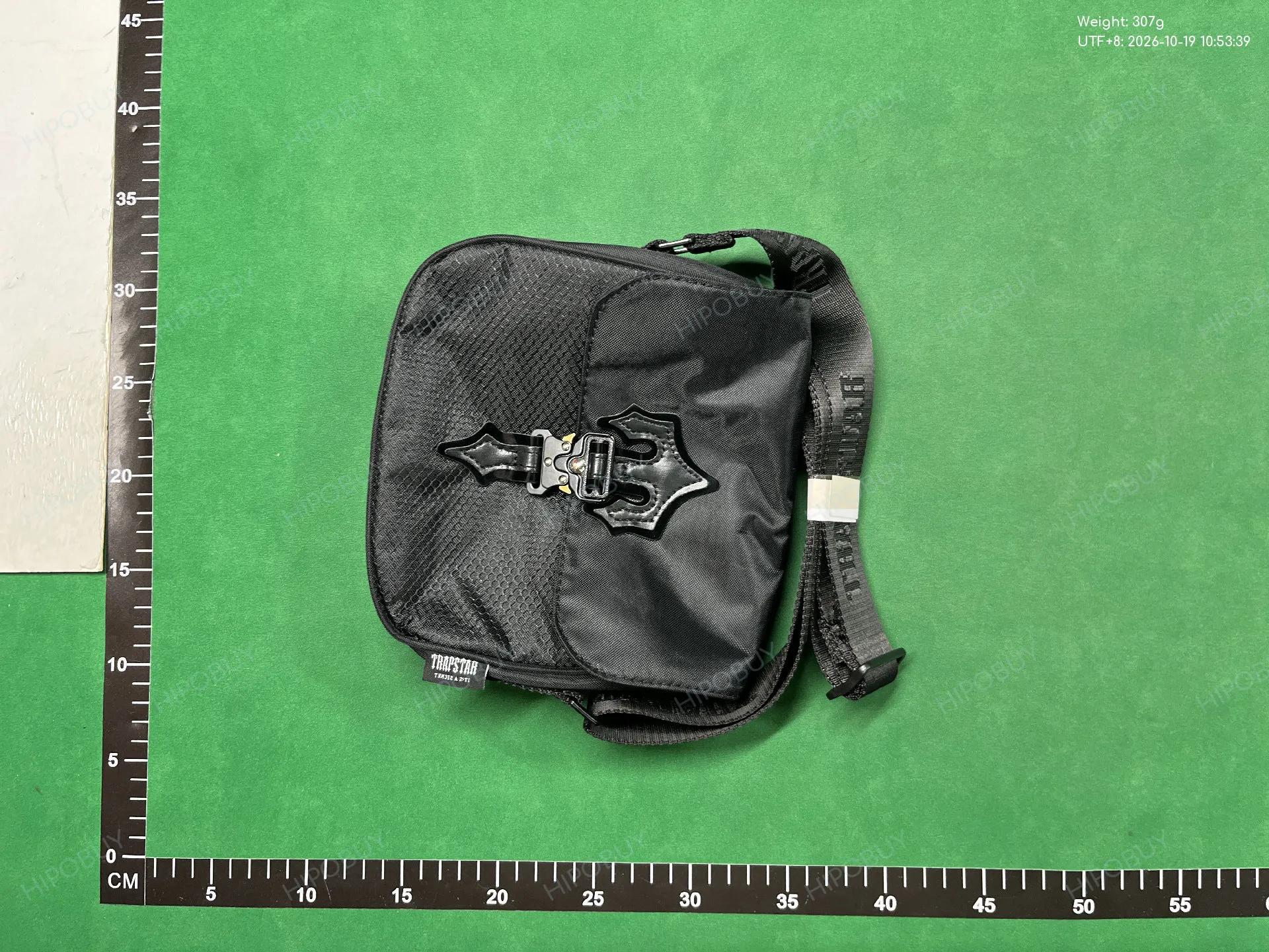Foto QC 5 de Trapstar Irongate Crossbody Bag Black