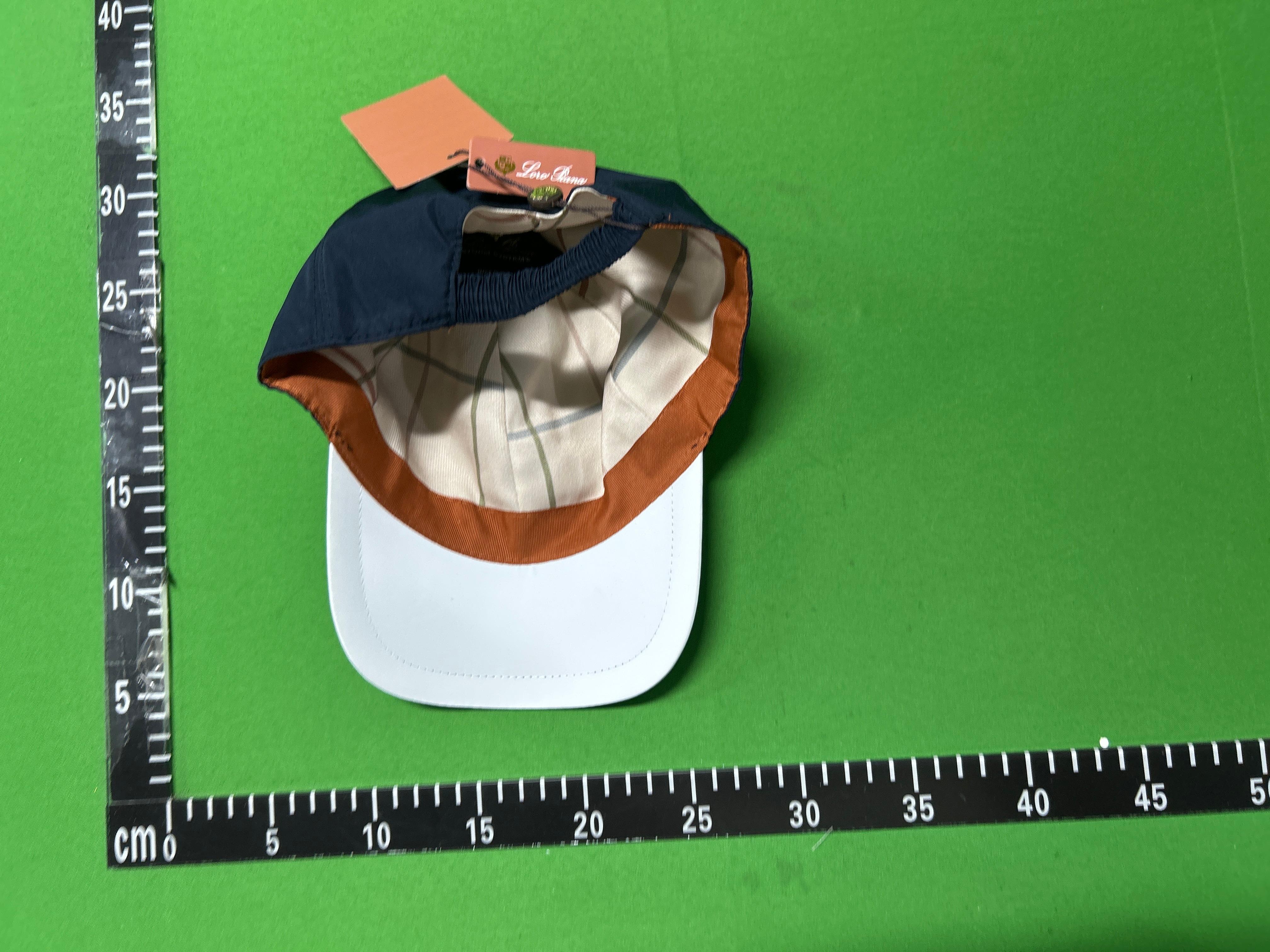 Foto QC 2 de Loro Piana Baseball Cap Beige