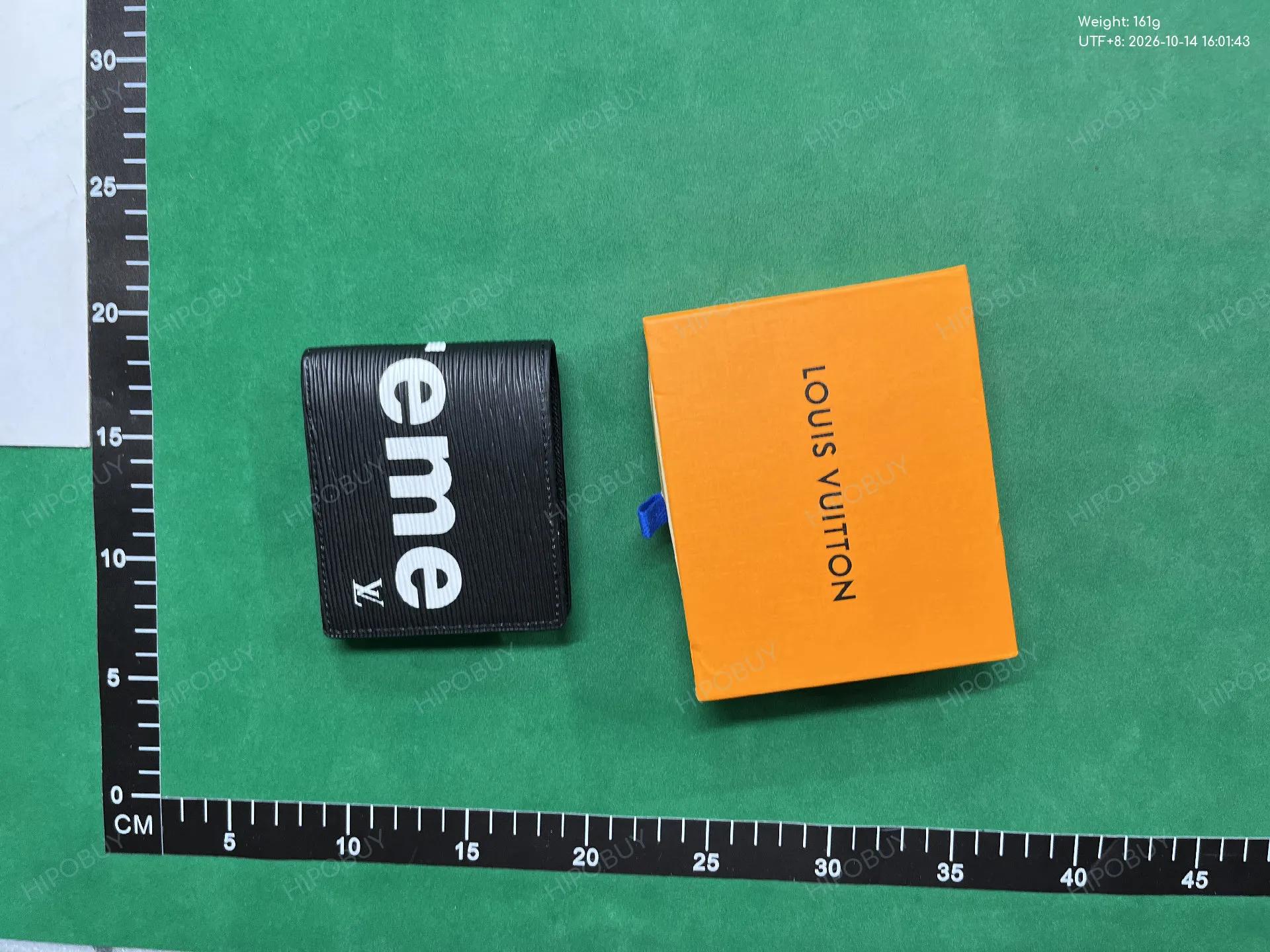 Foto QC 6 de Louis Vuitton x Supreme Slender Wallet Epi Leather Red