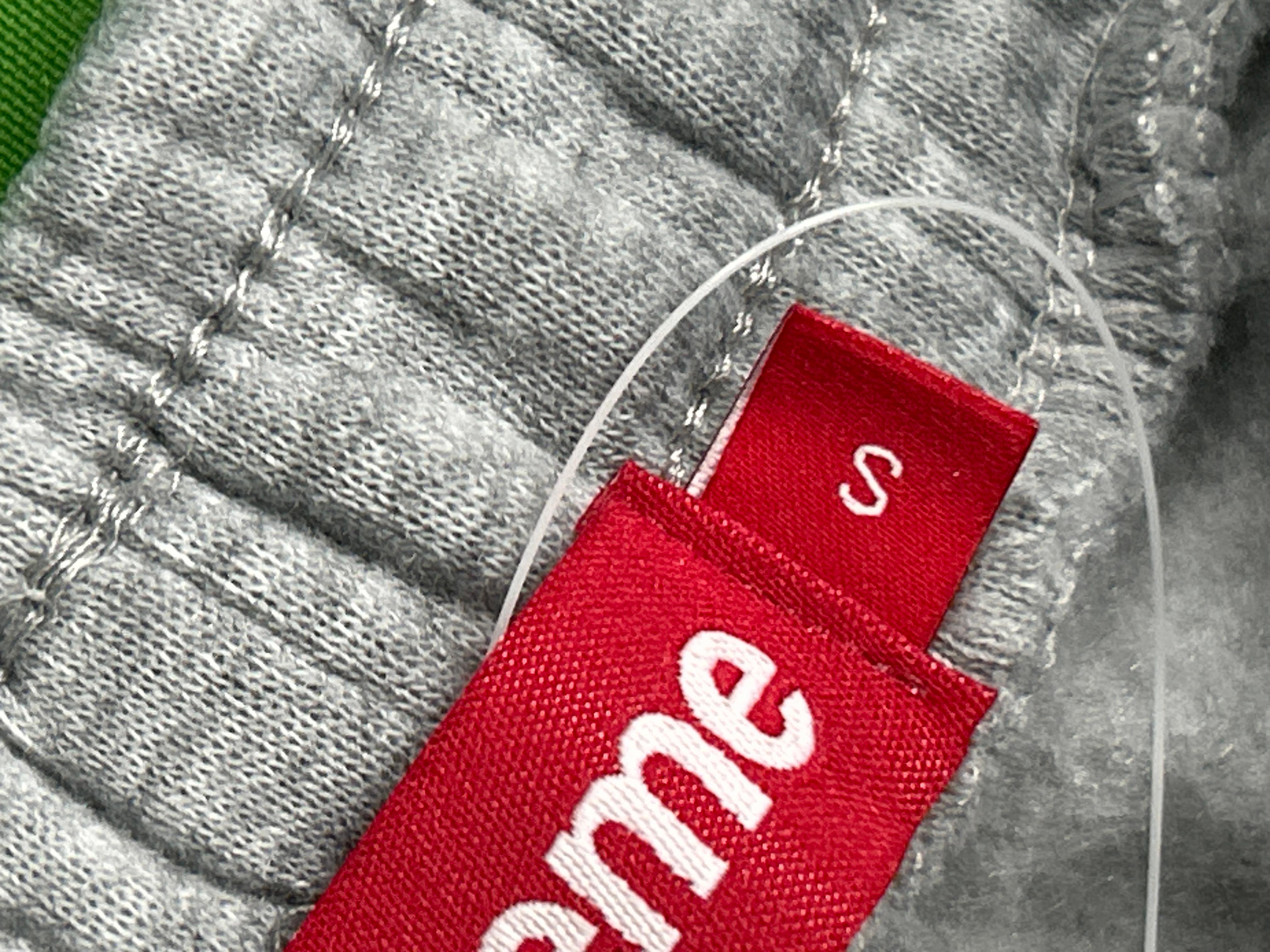 Foto QC 3 de Supreme Satin Applique Hooded Sweater Heather Grey