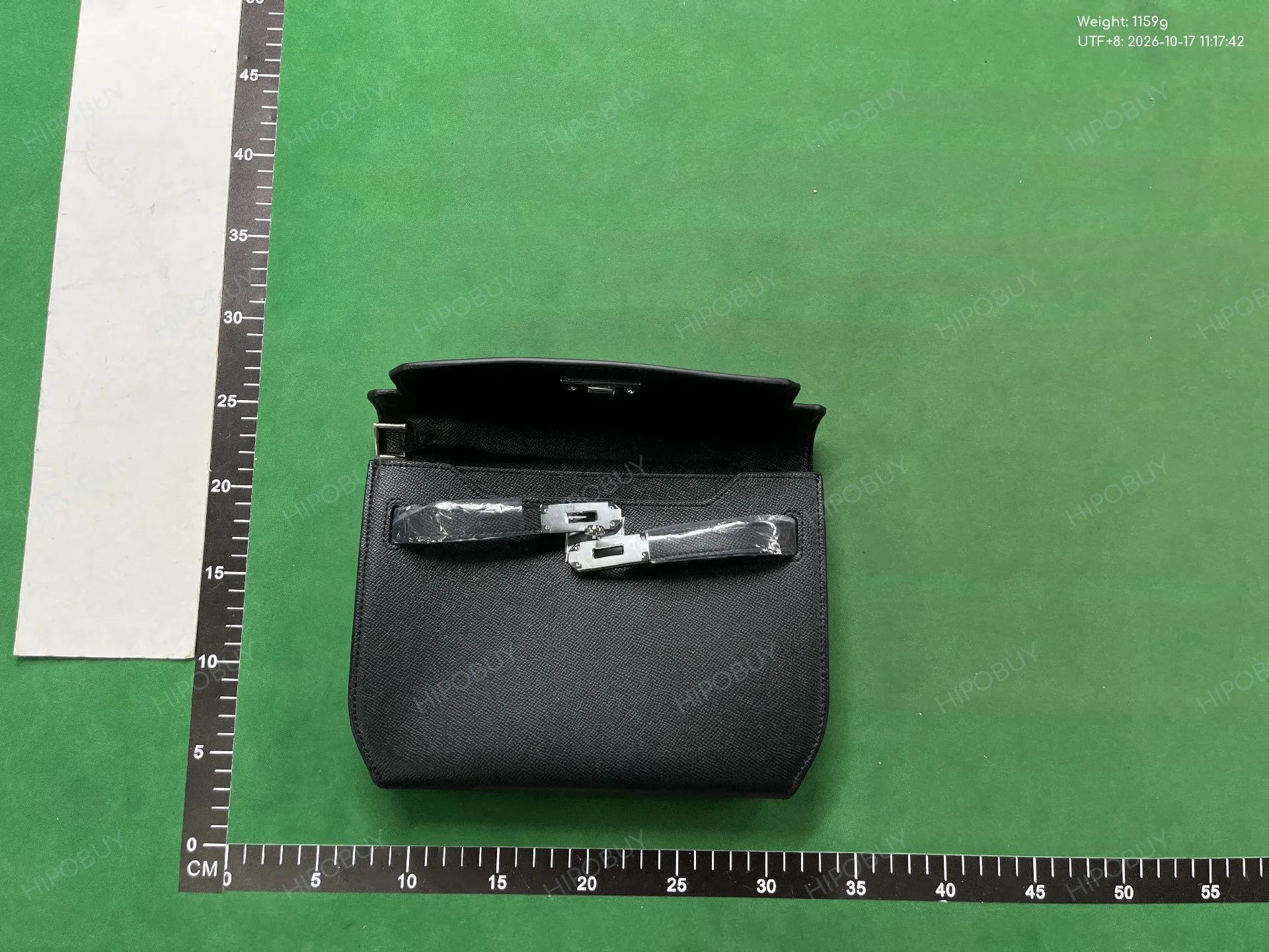 Foto QC 4 de Hermès Kelly Cut Alligator Black