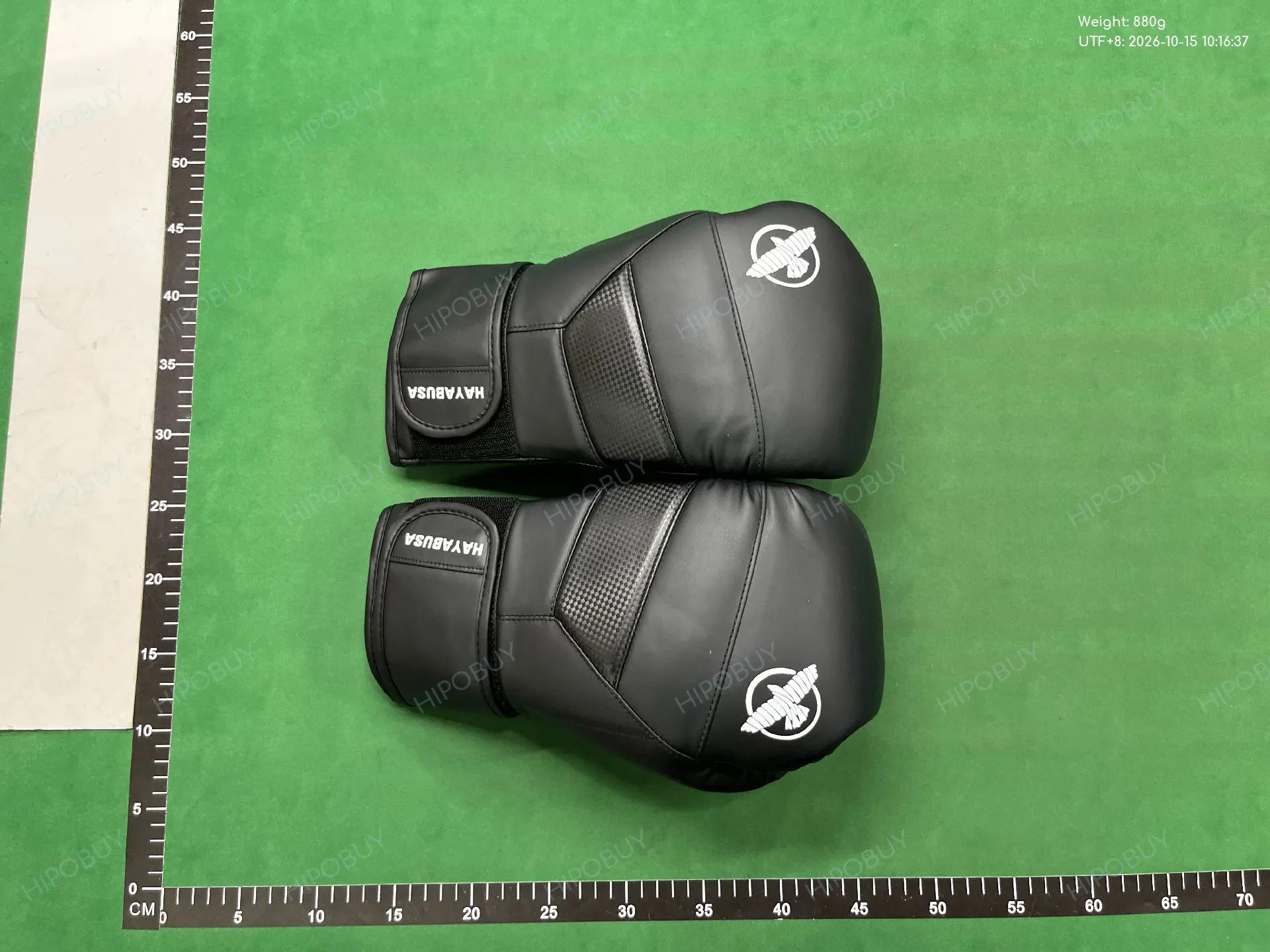 Foto QC 3 de Hayabusa Tokushu Boxing Gloves Black/Gold
