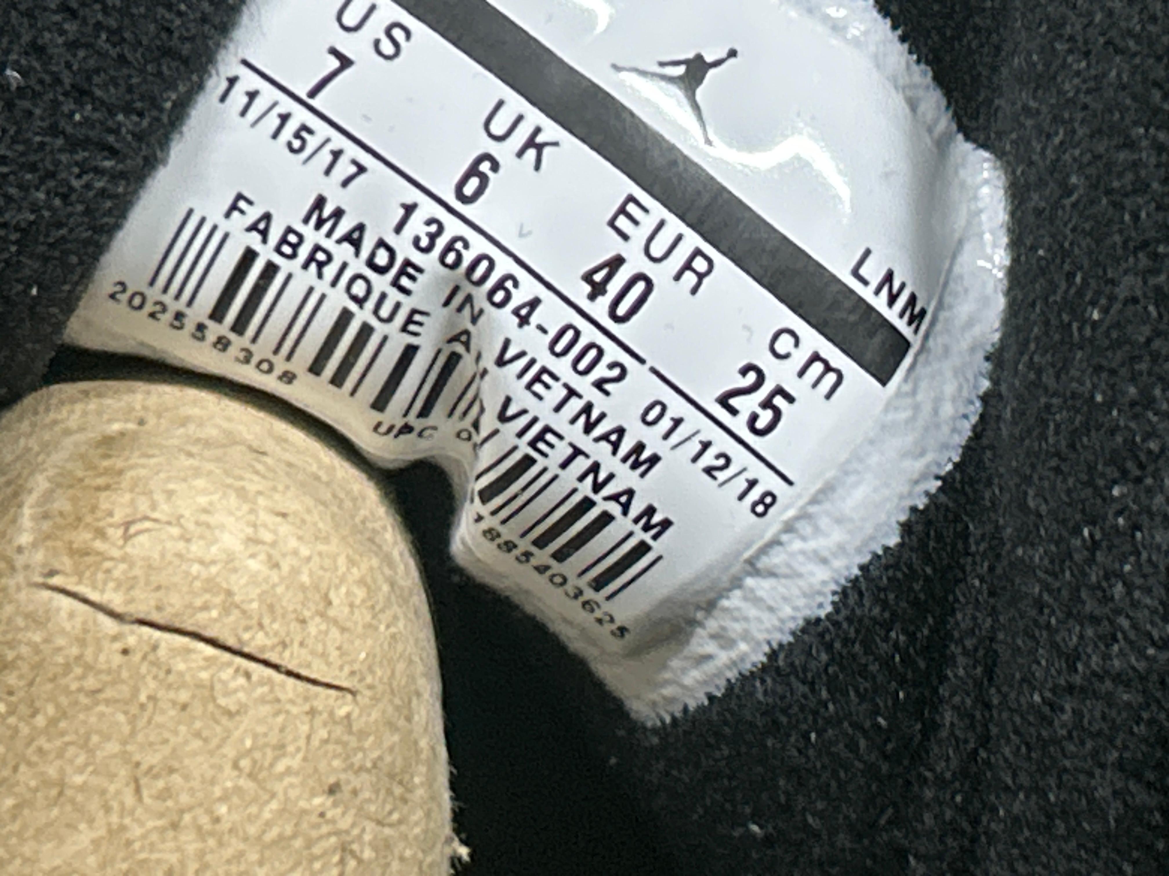 Foto QC 4 de Jordan 3 Retro Black Cat CT8532-001