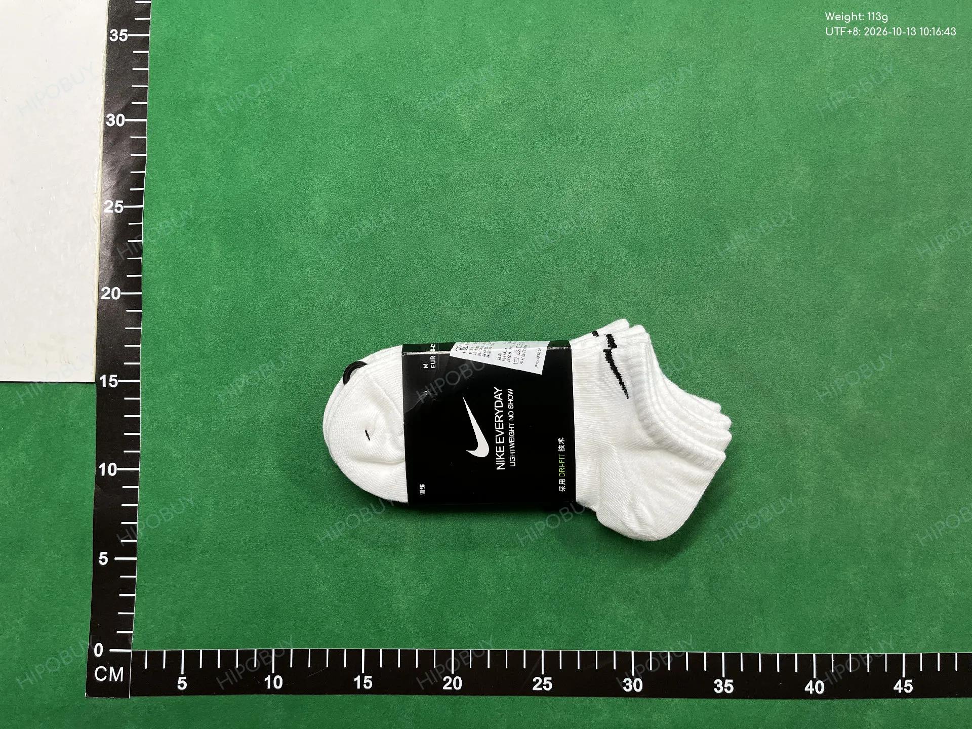 Foto QC 2 de Nike Drake NOCTA Crew Socks Certified Lover Boy A.W.R. Black White
