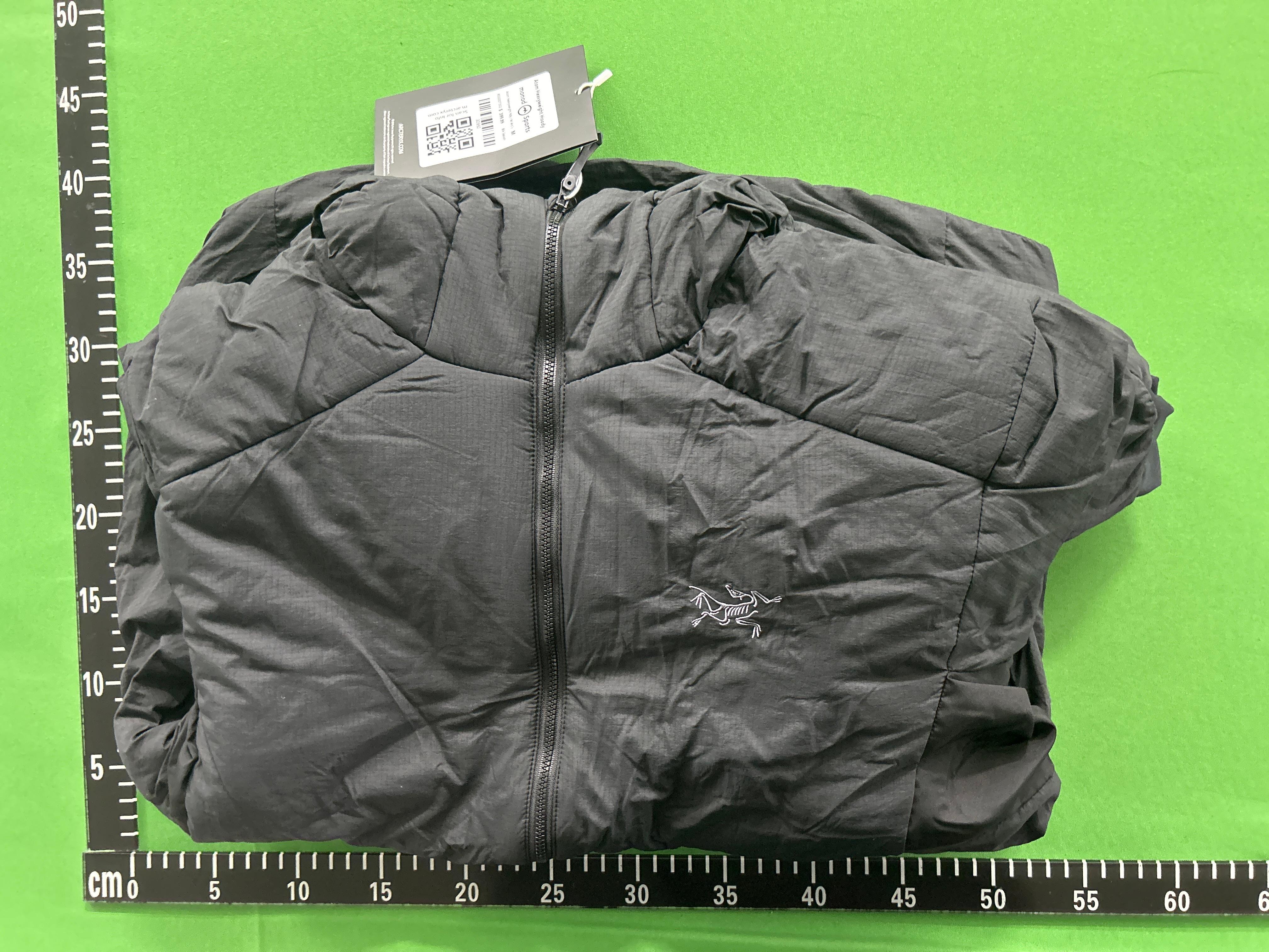 Foto QC 1 de Arc'teryx Atom Hooded Insulated Jacket Black