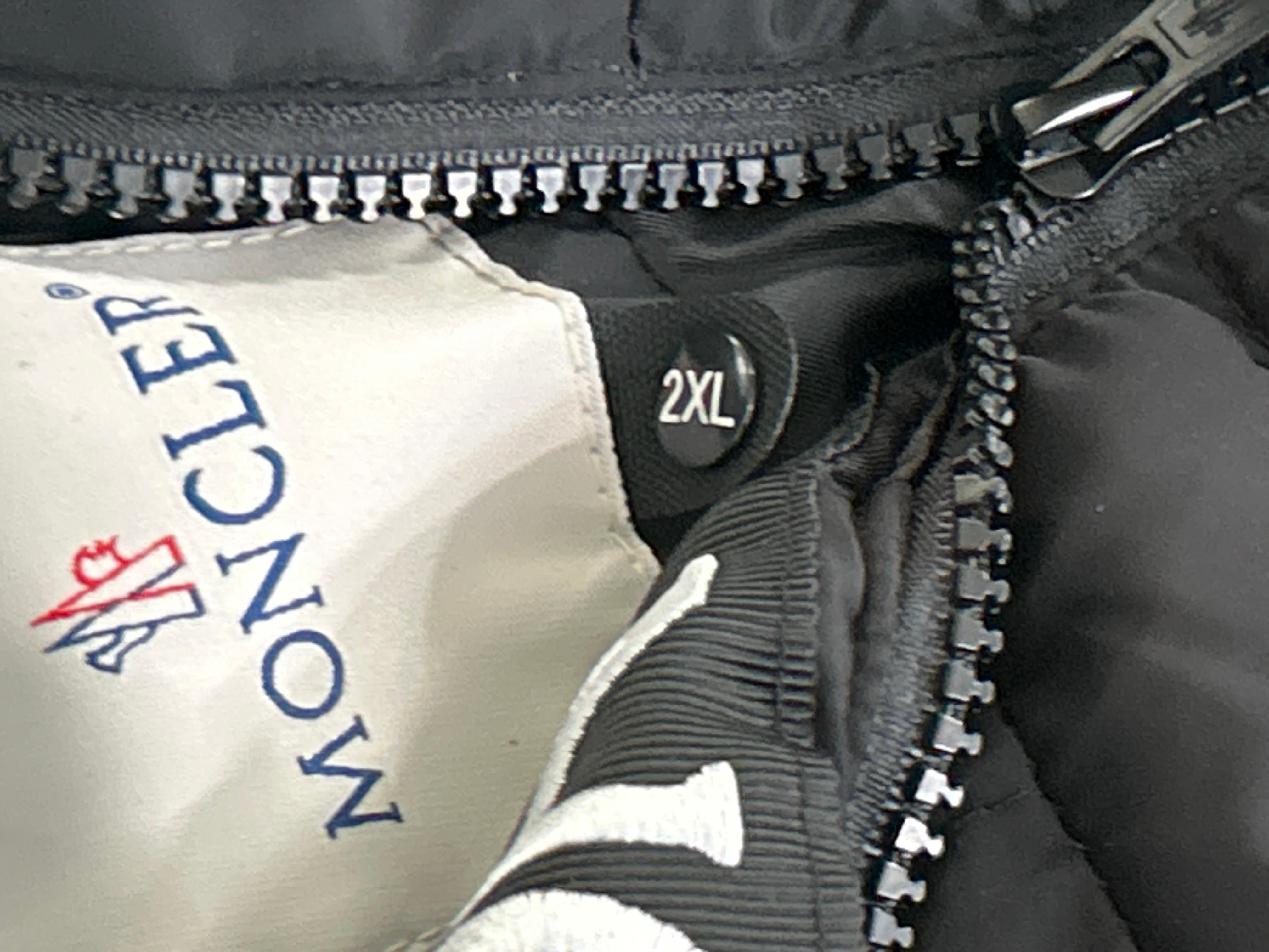 Foto QC 6 de Moncler Maya Puffer Jacket Reflective Black