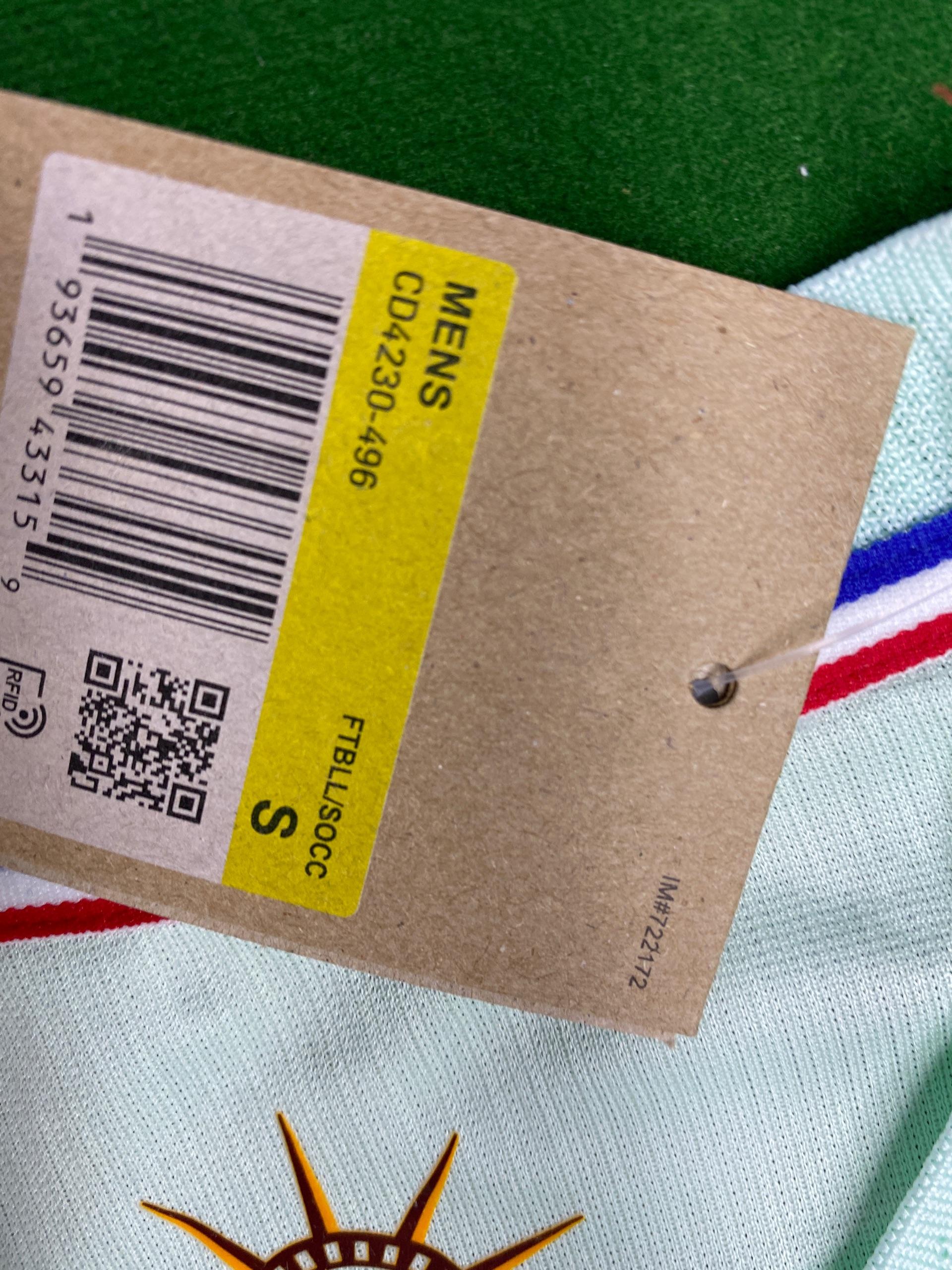 Foto QC 7 de adidas x Curacao 2024/25 Away Jersey Pale Yellow