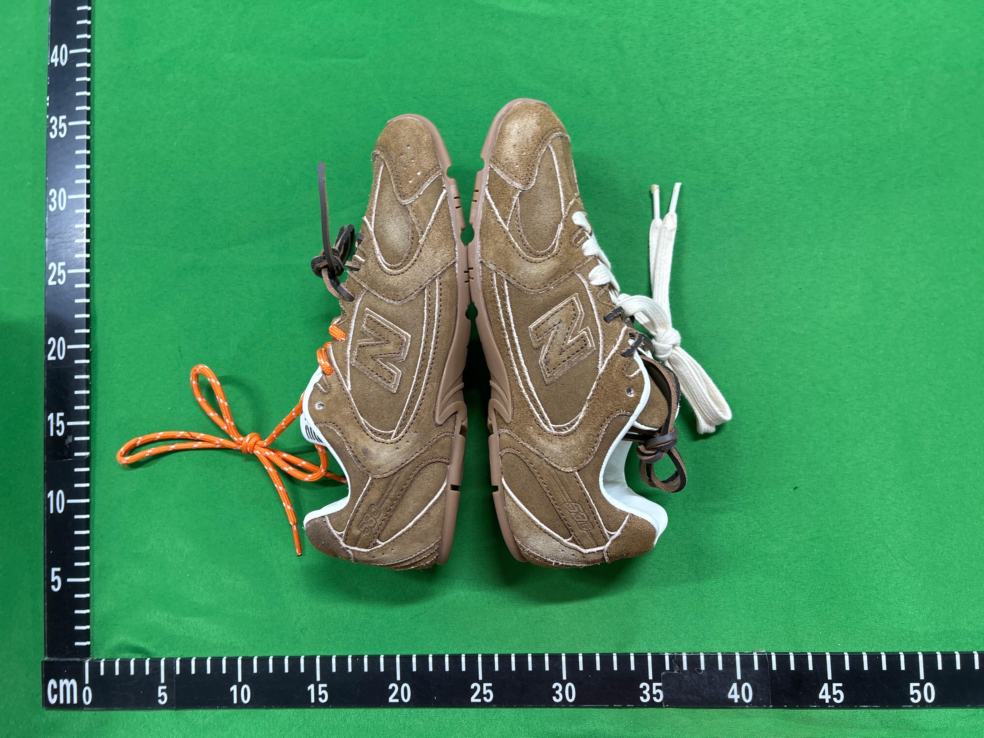 Foto QC 5 de New Balance 530 SL Miu Miu White 5E165E-3D8C-F0009-F-BD05