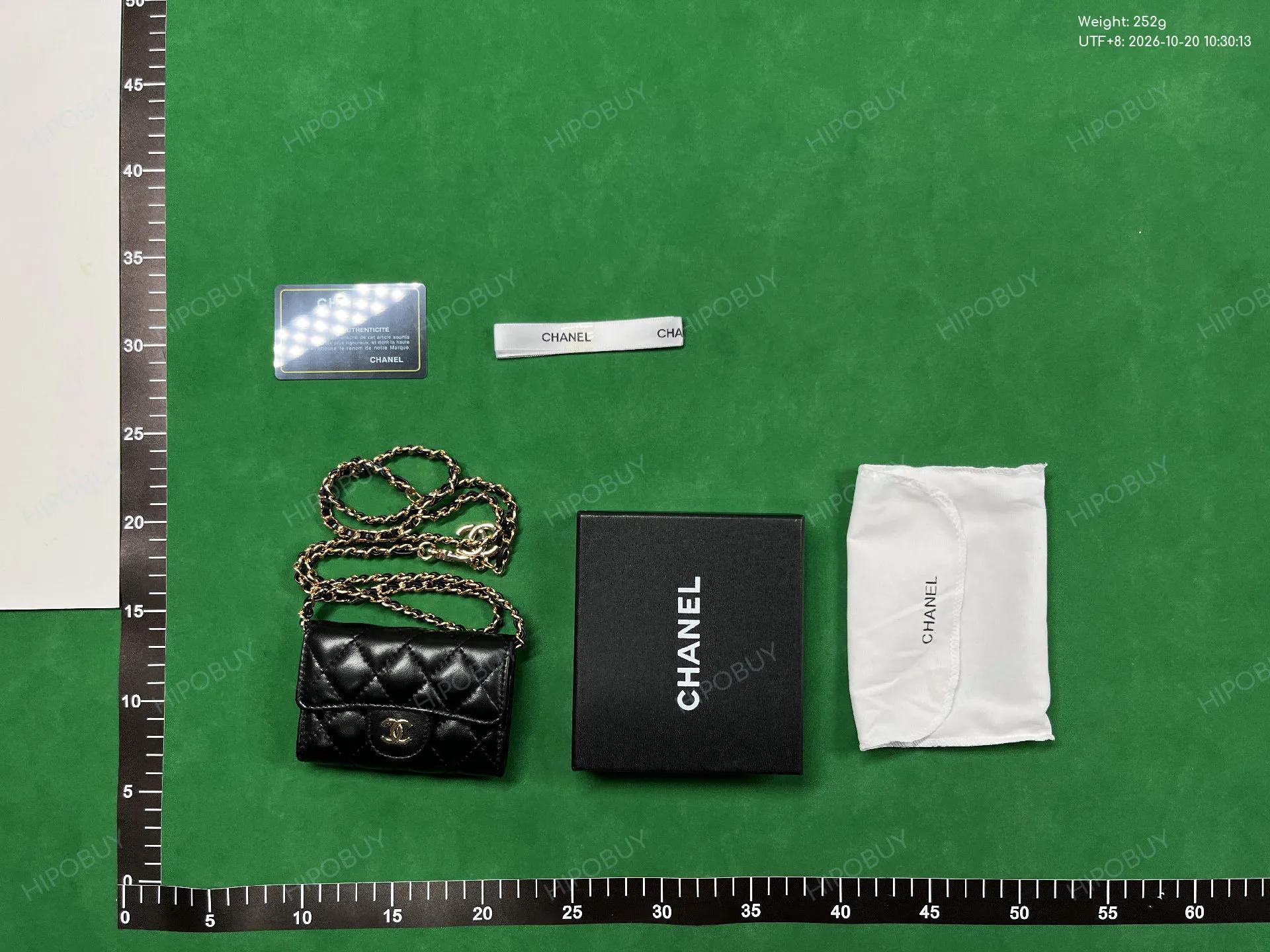 Foto QC 3 de Chanel Classic Flap Card Holder on Chain Quilted Caviar Grey