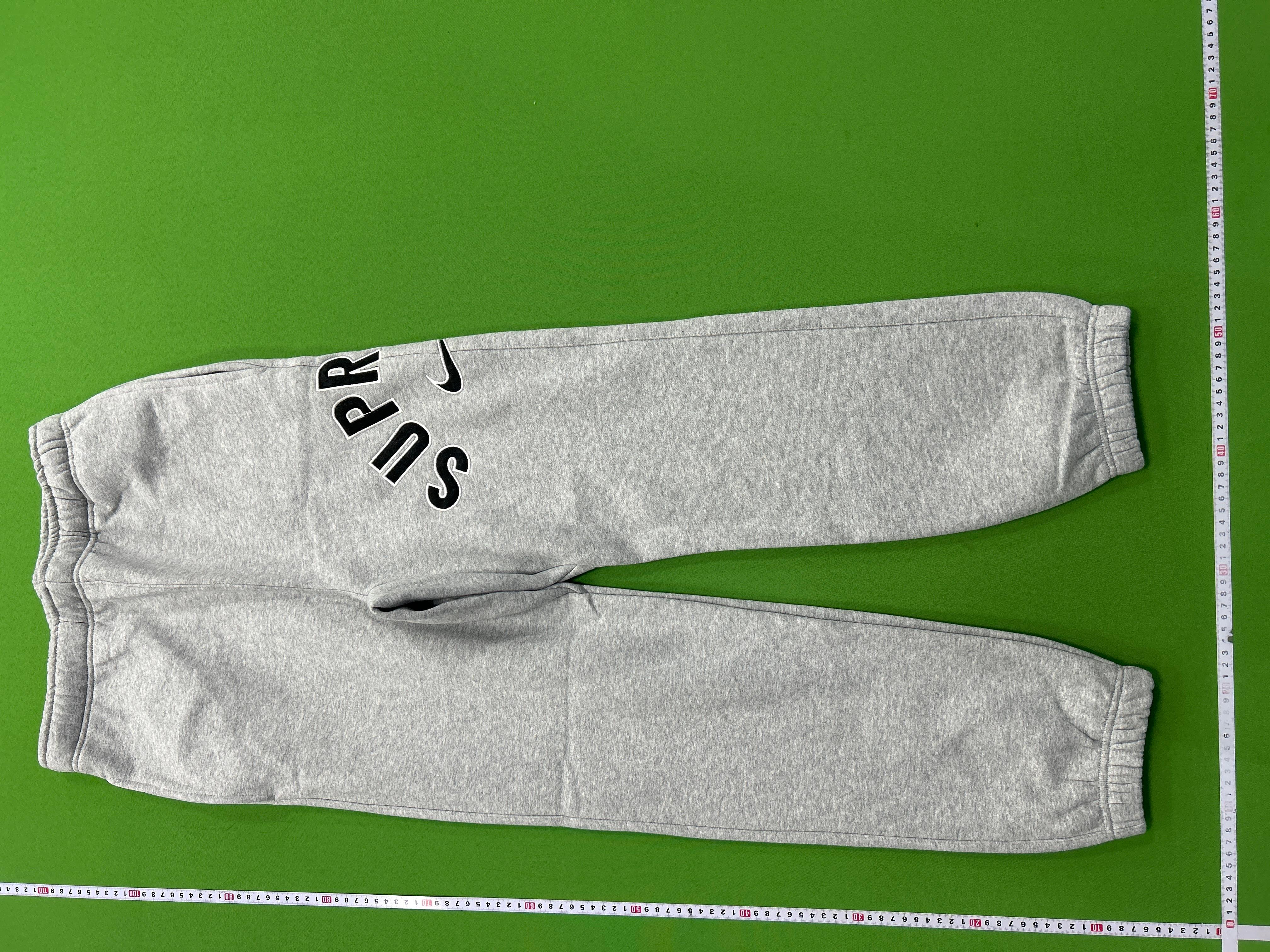 Foto QC 4 de Supreme MM6 Maison Margiela Zip Sweater Liquid Blue Skull Ash Grey