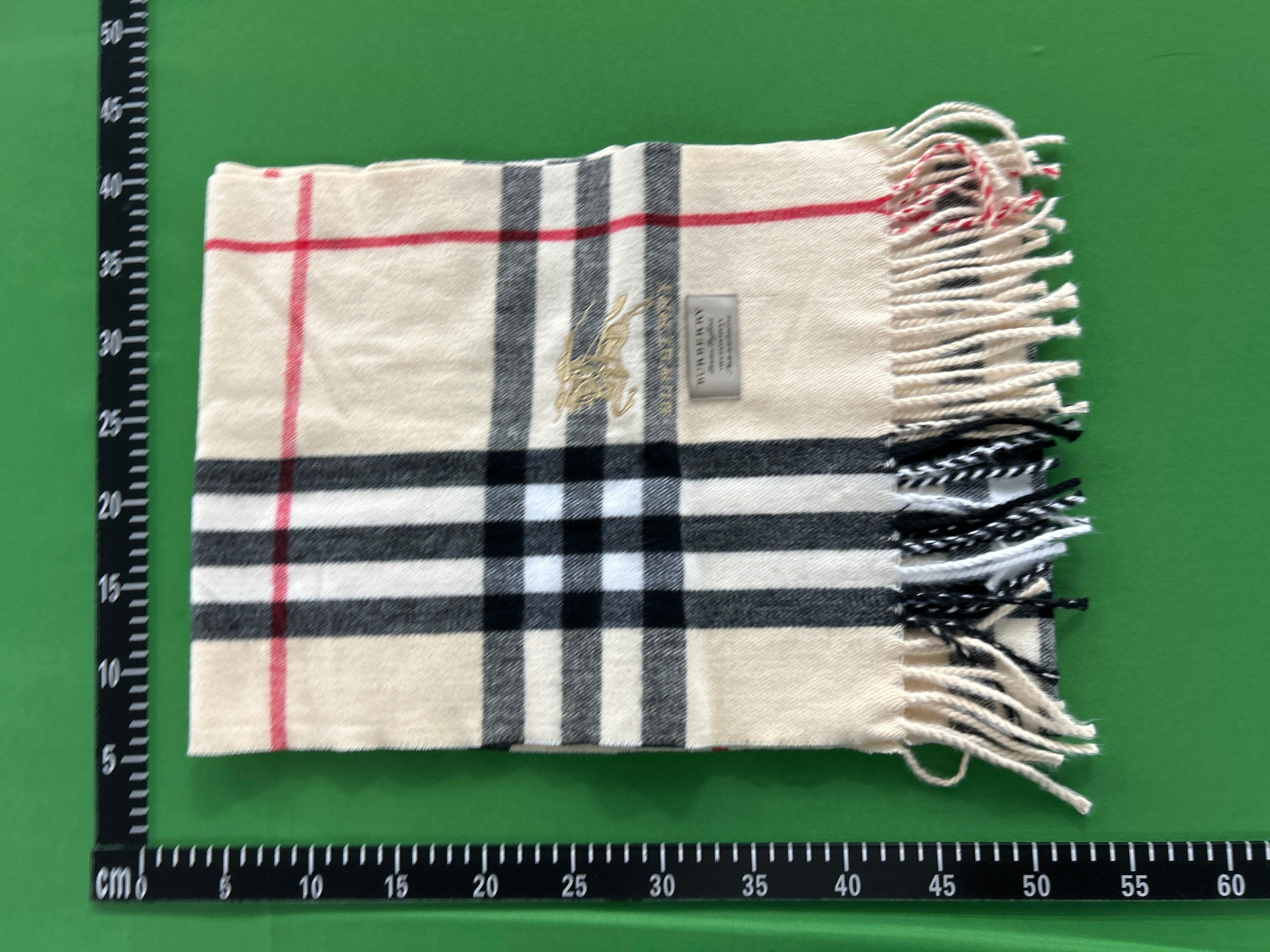 Foto QC 5 de Burberry Embroidered Logo Check Scarf Pale Blue