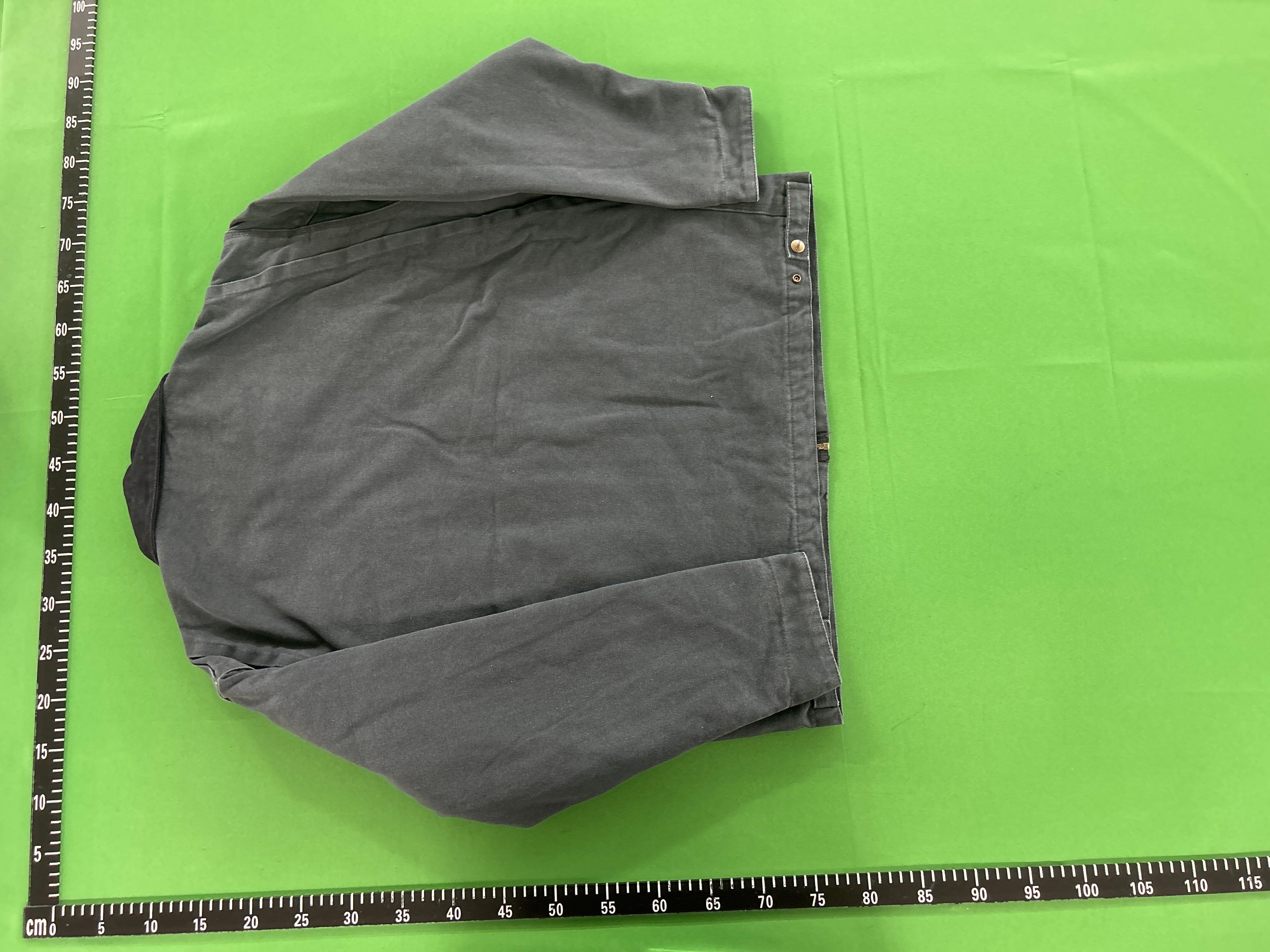 Foto QC 8 de Carhartt J97 Detroit Jacket Sandstone Duck Black