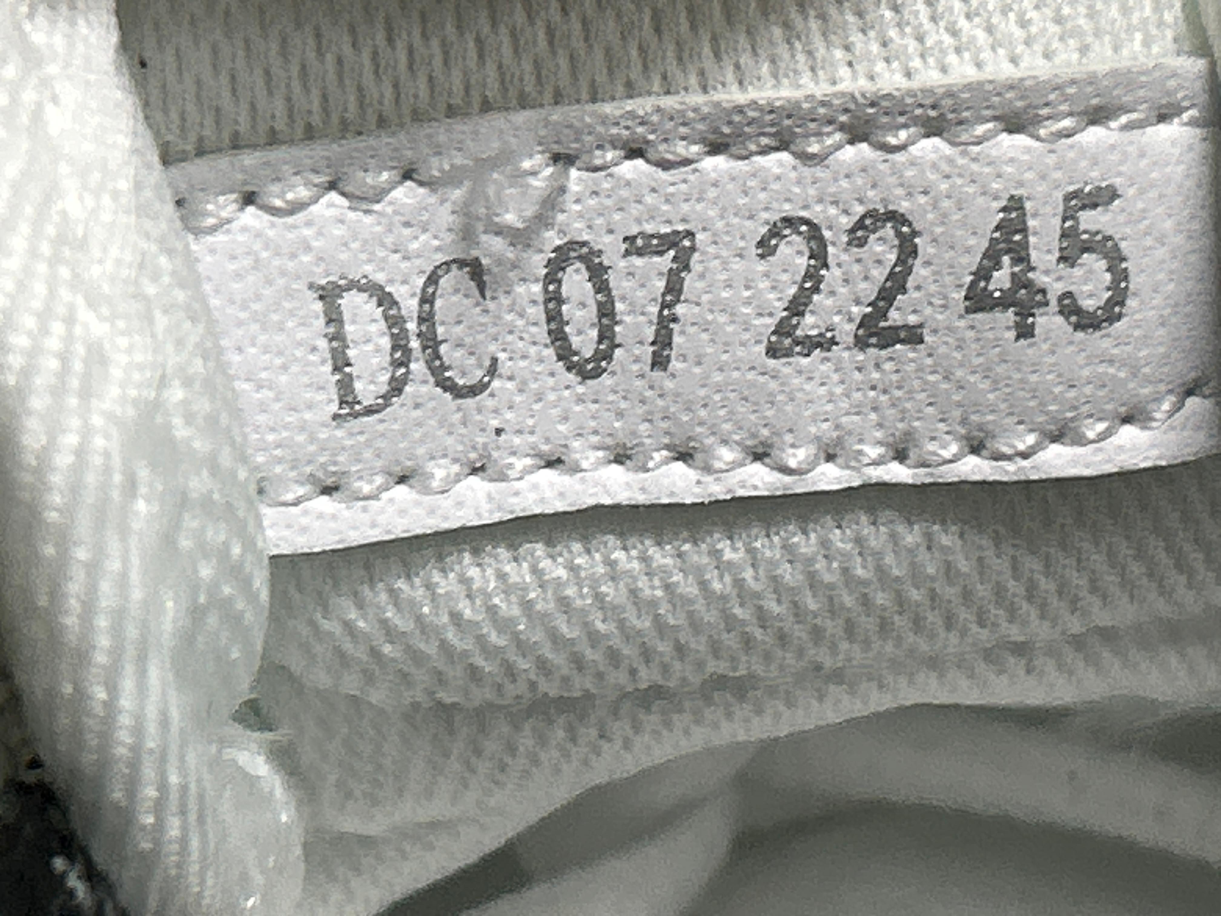 Foto QC 8 de Dior B25 Runner Grey White Oblique