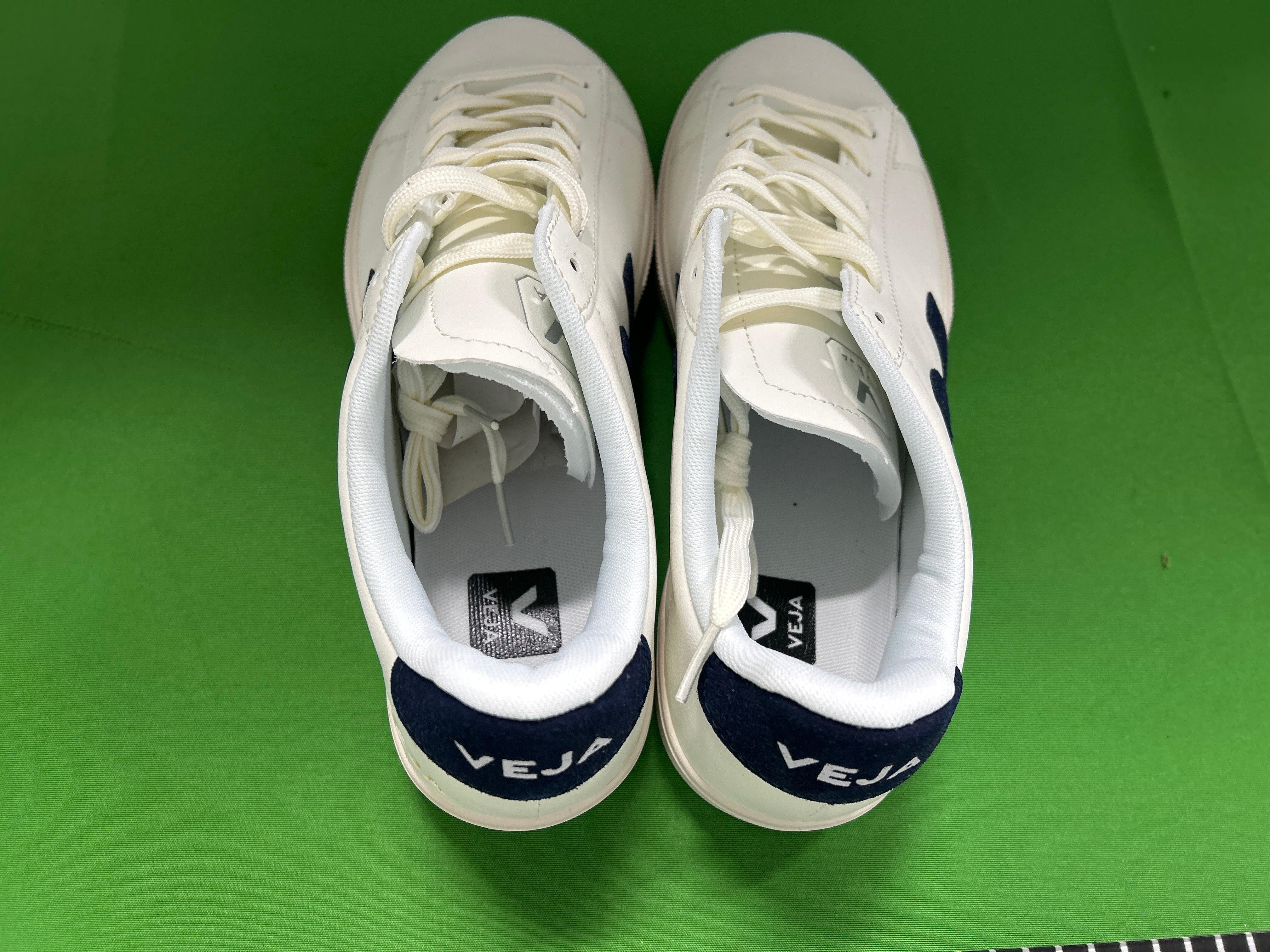 Foto QC 3 de Veja Campo Low Extra White Natural
