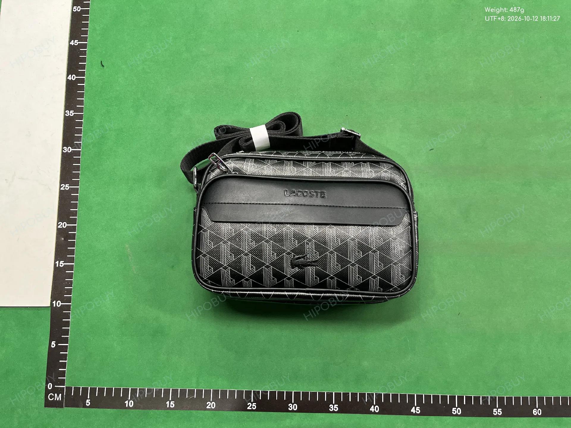 Foto QC 6 de Lacoste The Blend Camera Bag Green Monogram Canvas