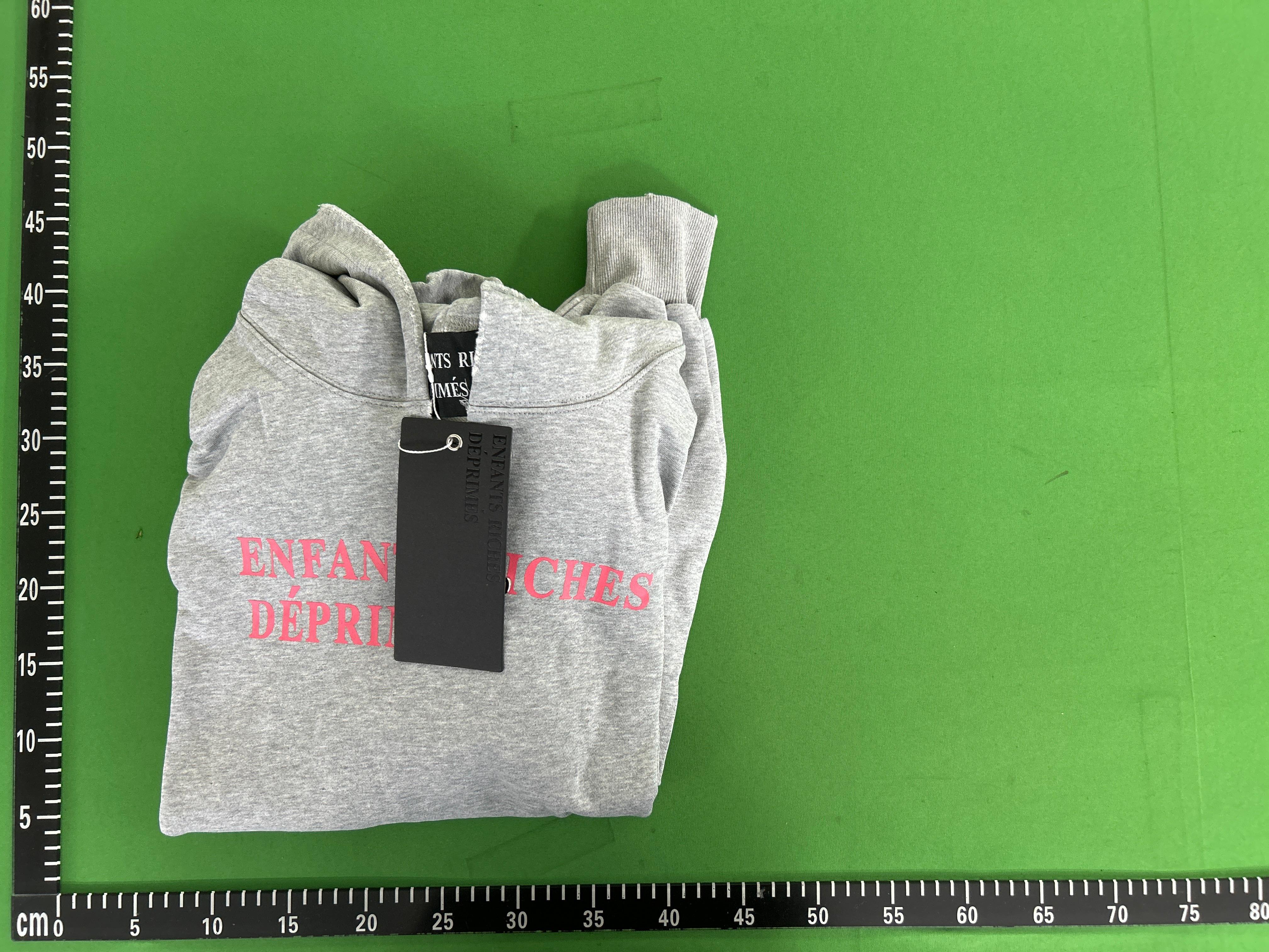 Foto QC 1 de Maison Mihara Yasuhiro Zip Sweater Pig Graphic Washed Black