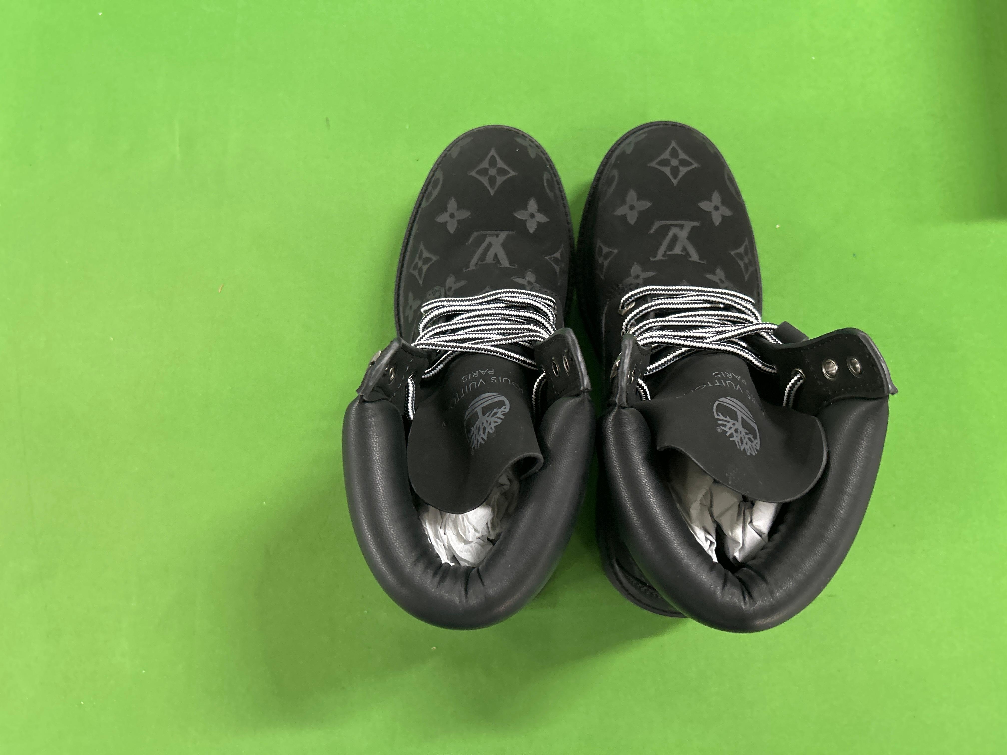 Foto QC 4 de Timberland Field Boot Nubuck Black 4647