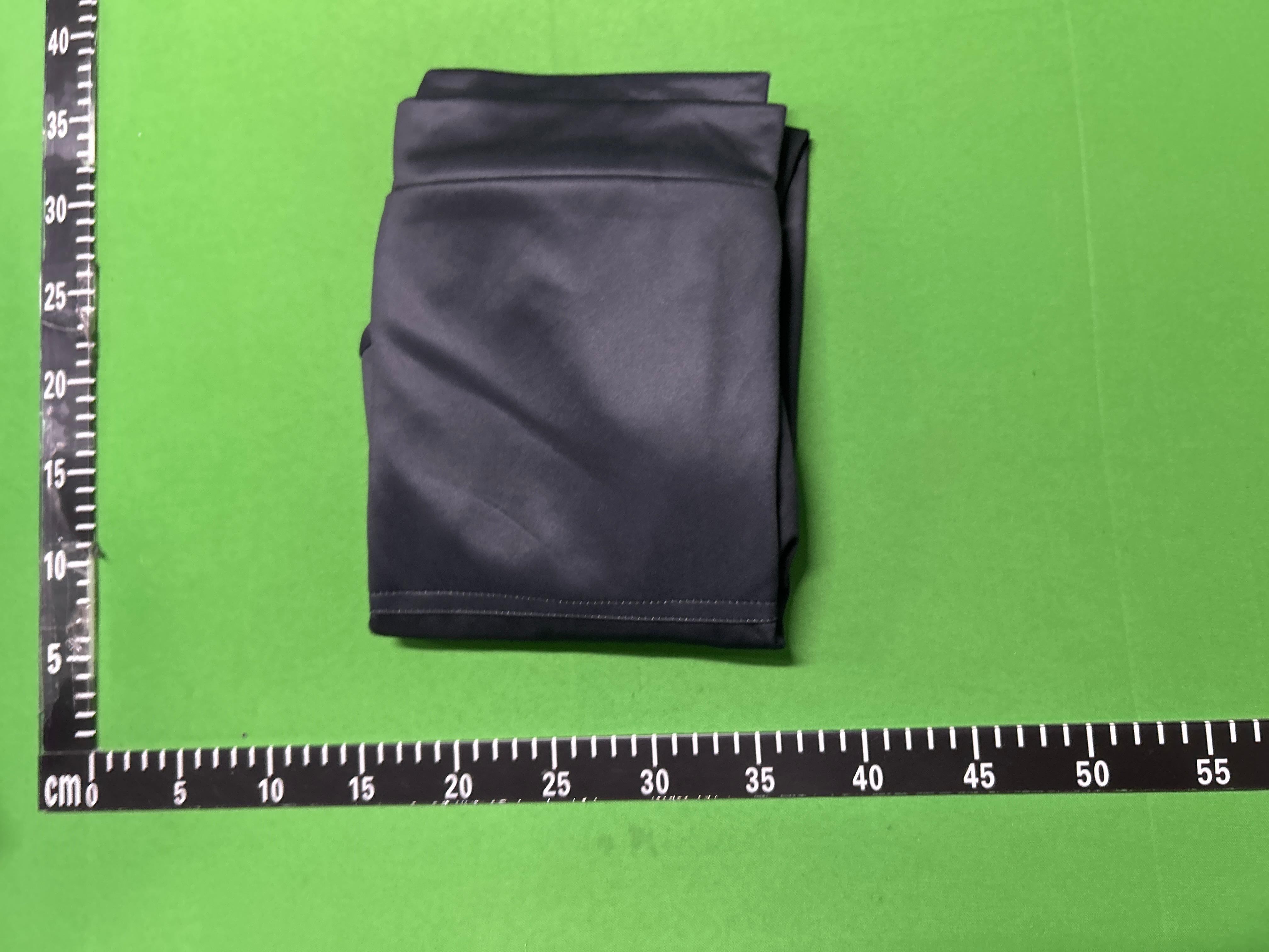Foto QC 1 de Balenciaga Soccer Oversized Zip Sweater Black