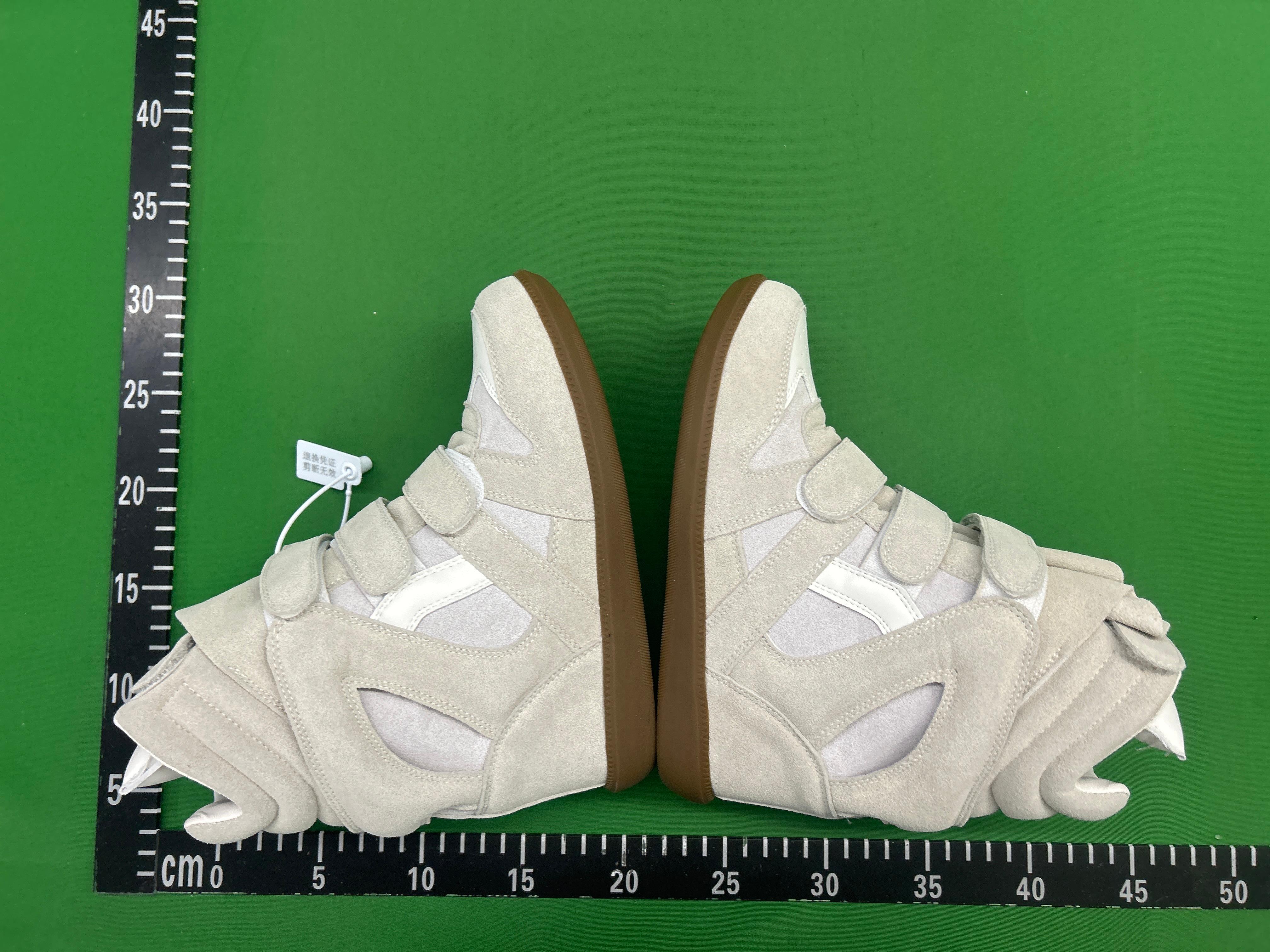Foto QC 5 de Isabel Marant Bekett Suede Wedge Sneakers Taupe