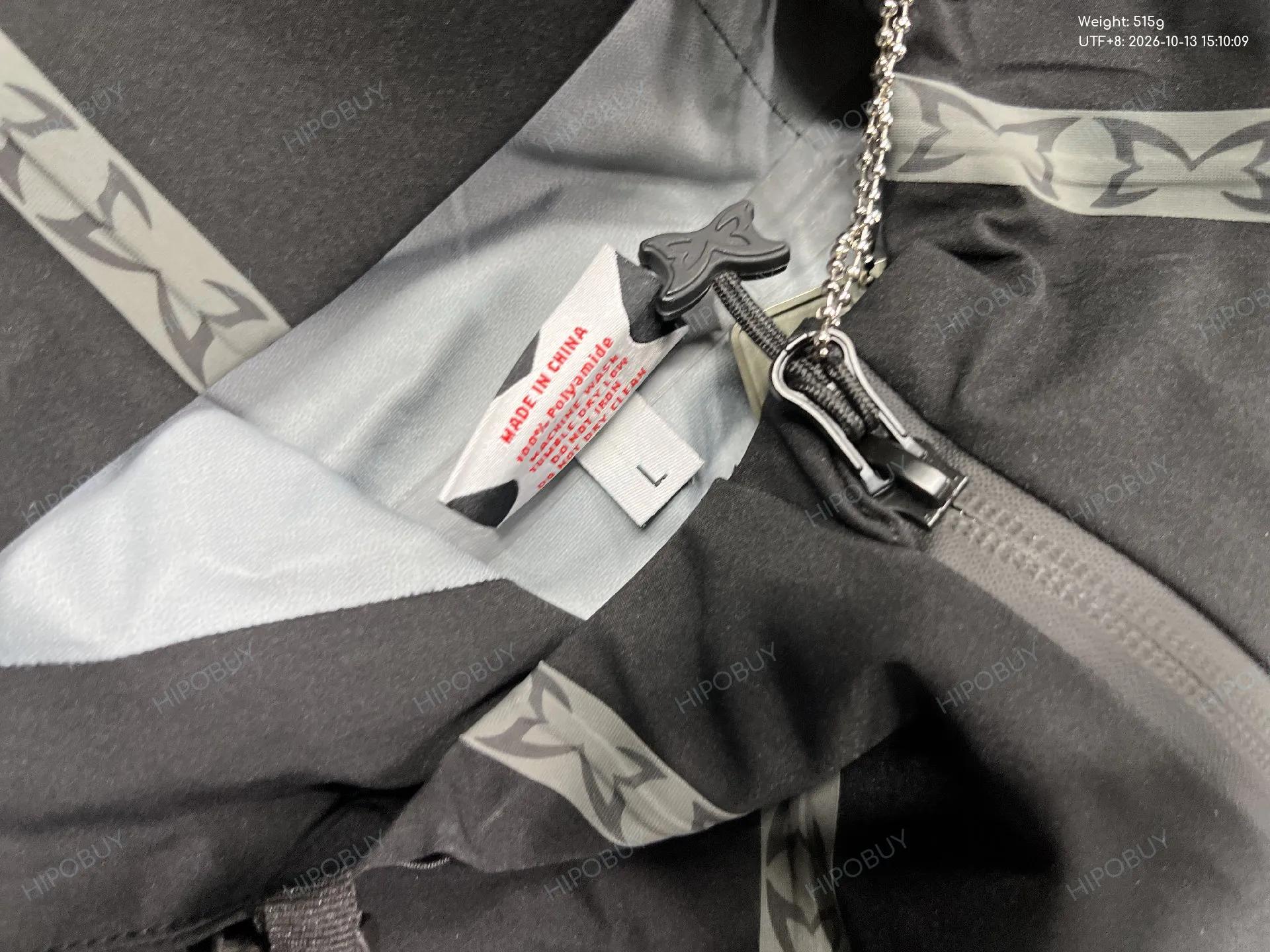 Foto QC 1 de lululemon Windbreaker Jacket Reflective White