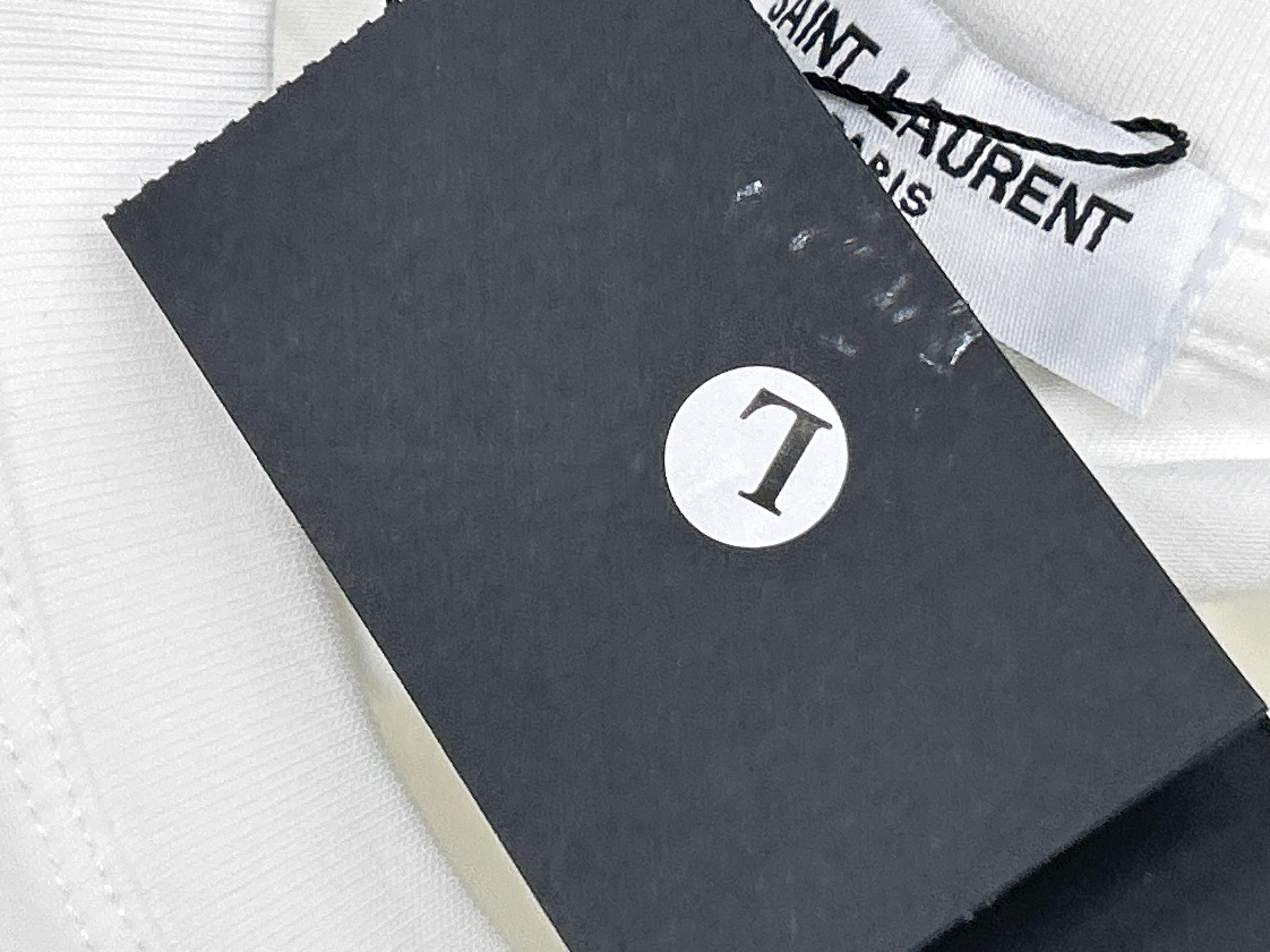 Foto QC 5 de Saint Laurent T-shirt Monogram White