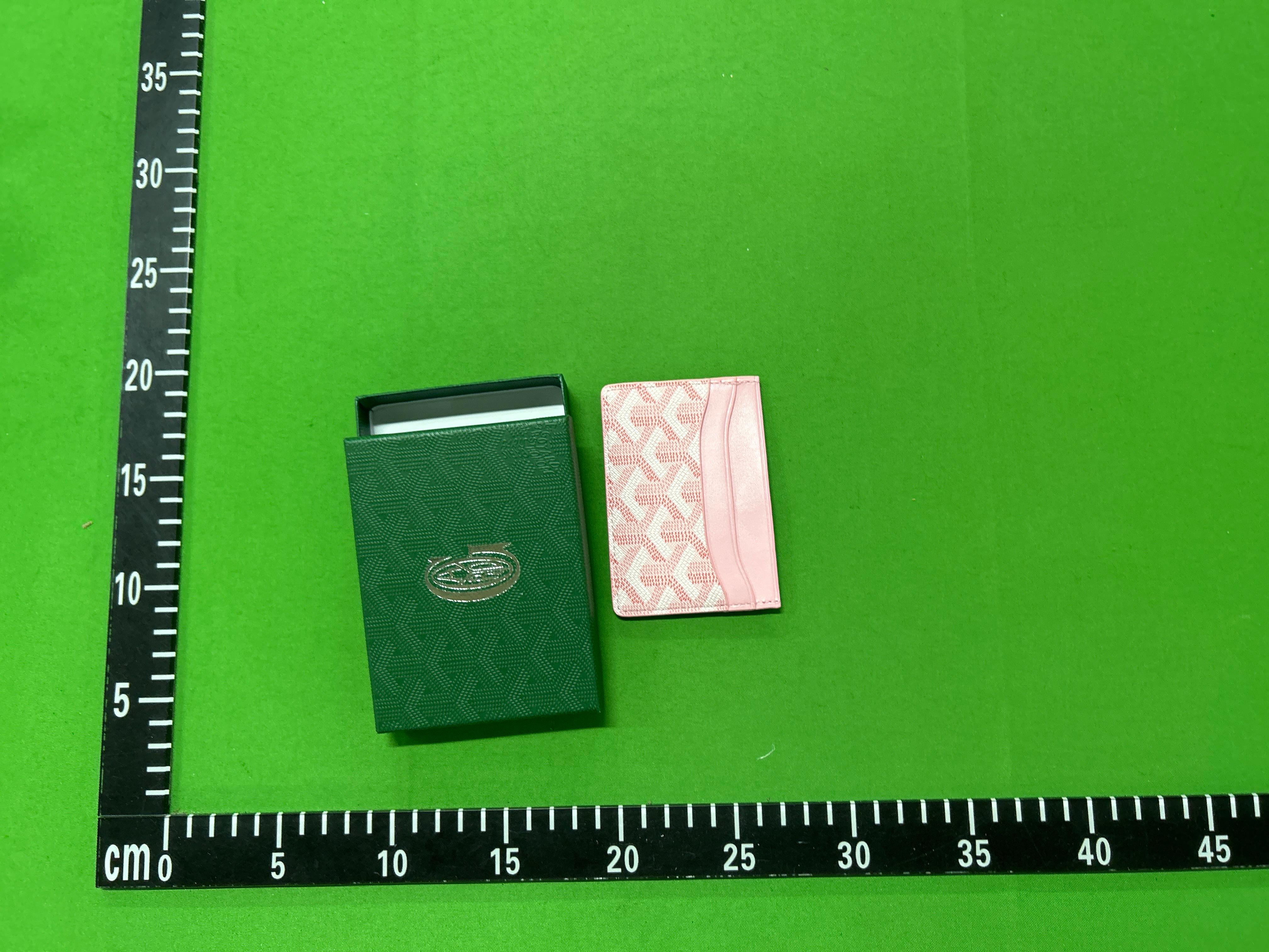 Foto QC 7 de Goyard Saint Sulpice Card Holder Goyardine Black