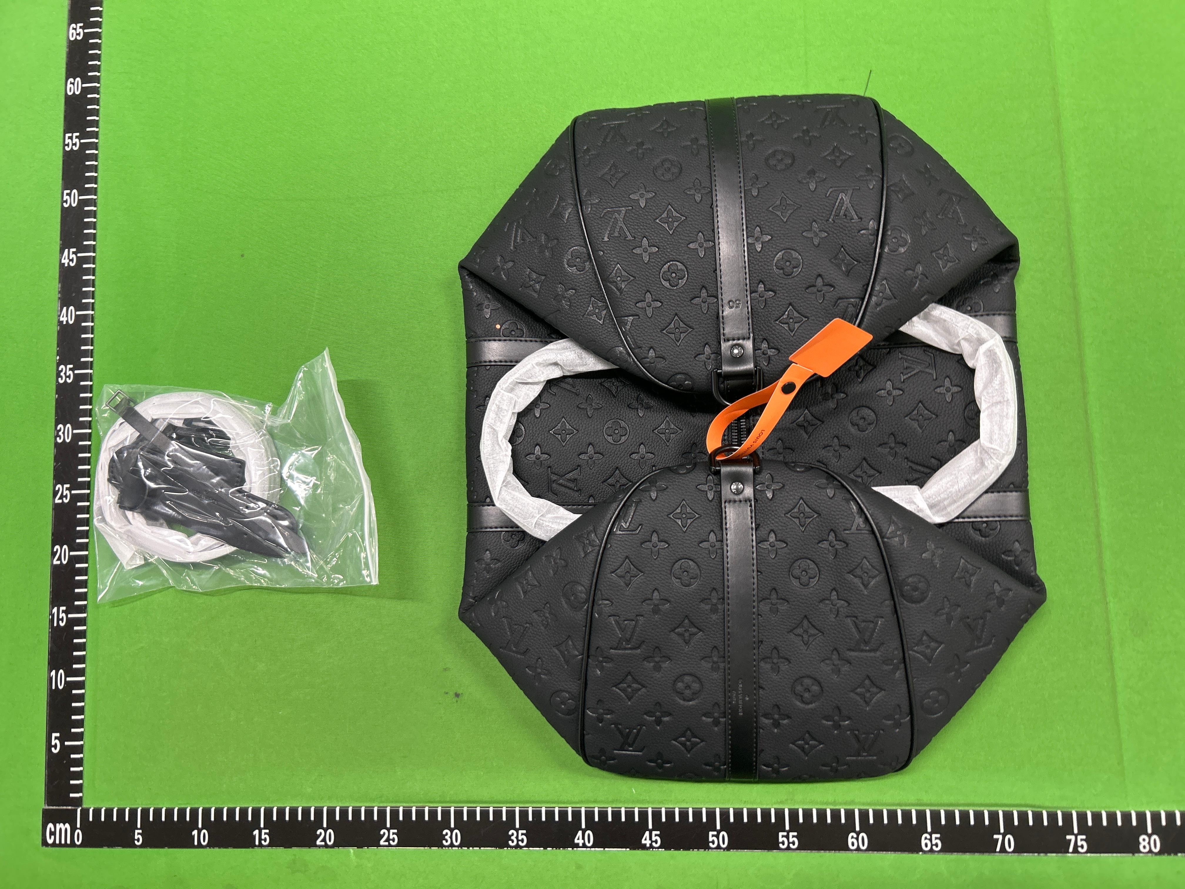 Foto QC 1 de Louis Vuitton Keepall Bandouliere 50 Monogram Eclipse