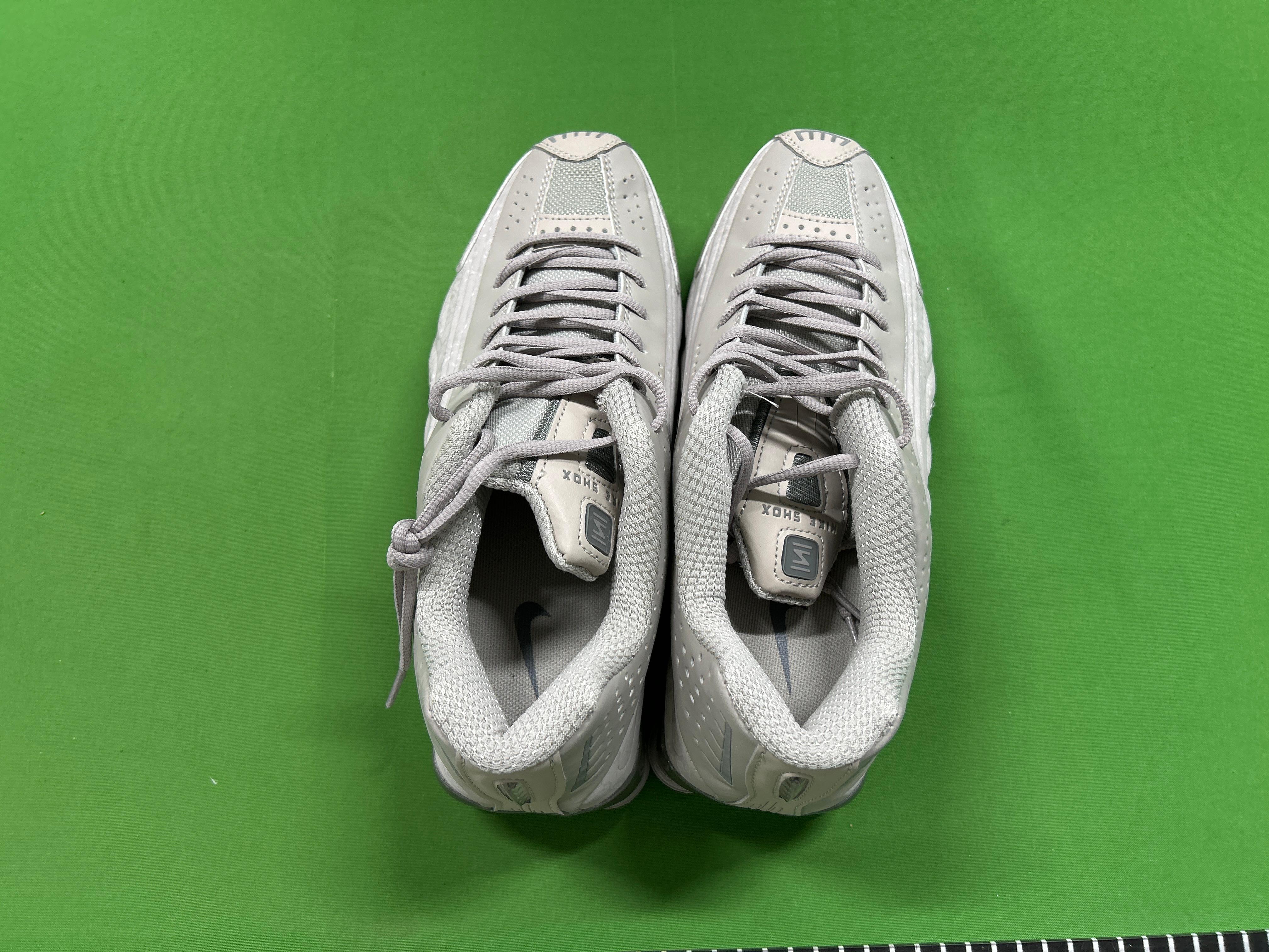 Foto QC 3 de Nike Shox R4 Barely Rose Metallic Platinum AR3565-600