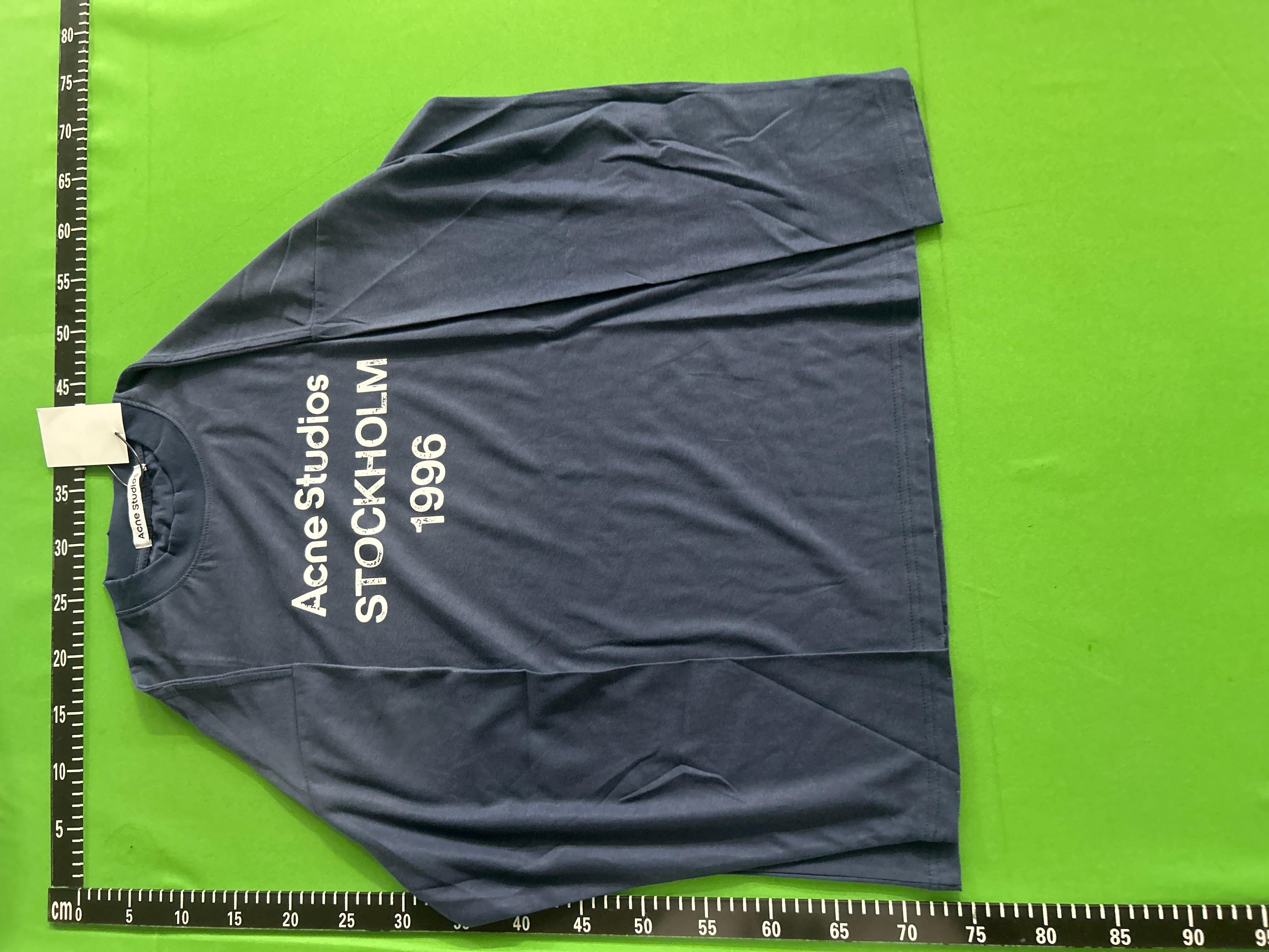 Foto QC 2 de Acne Studios Stockholm 1996 T-shirt Dark Brown