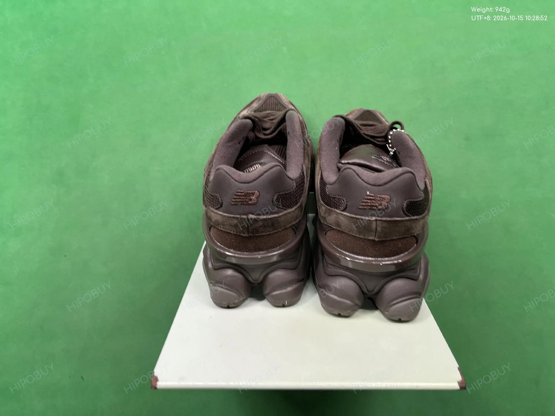Foto QC 8 de New Balance 9060 Grey Reflection True Red U9060JBE