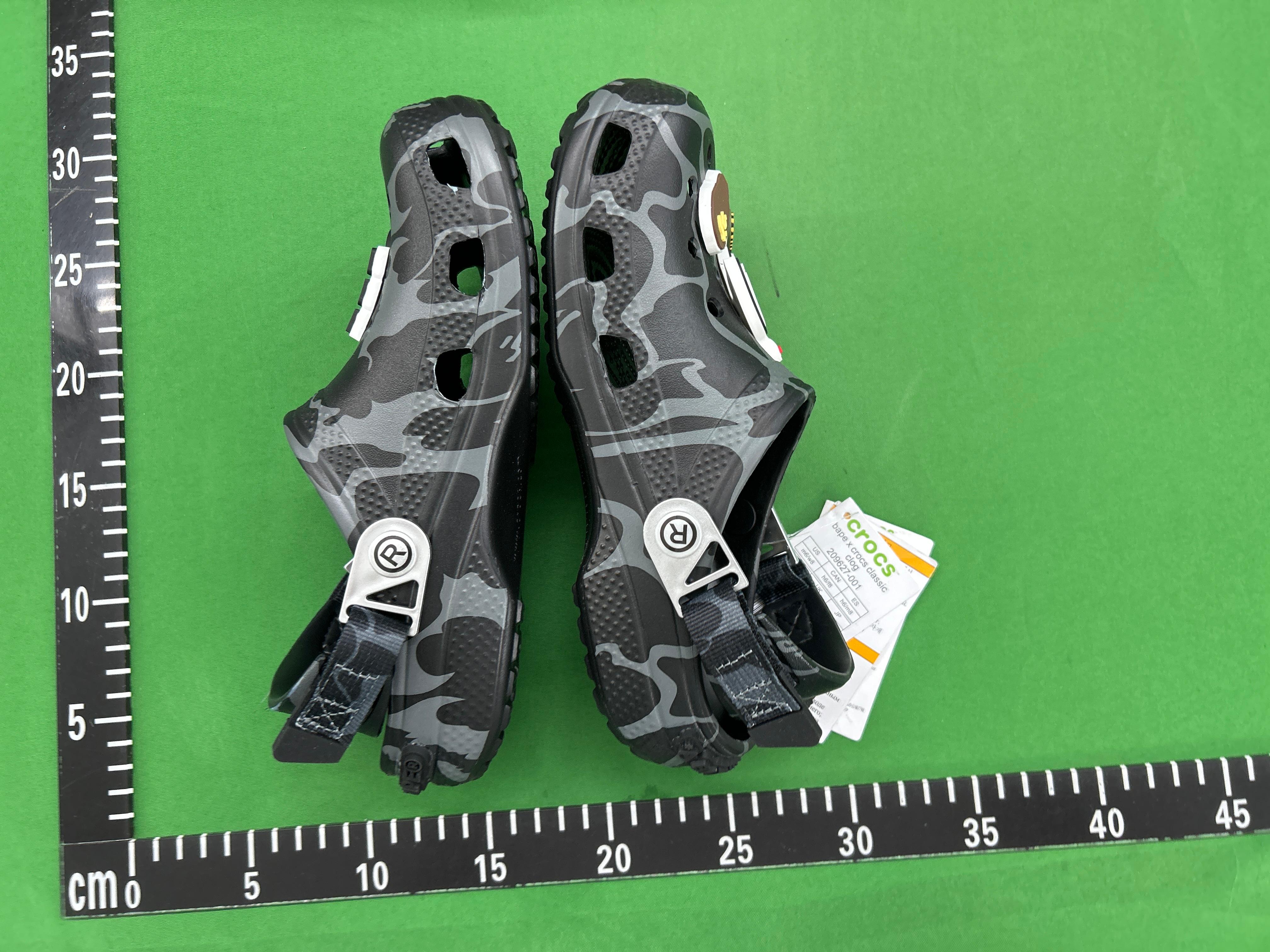 Foto QC 4 de Crocs Classic Clog Foam Bape Blue Camo 209627-4TB